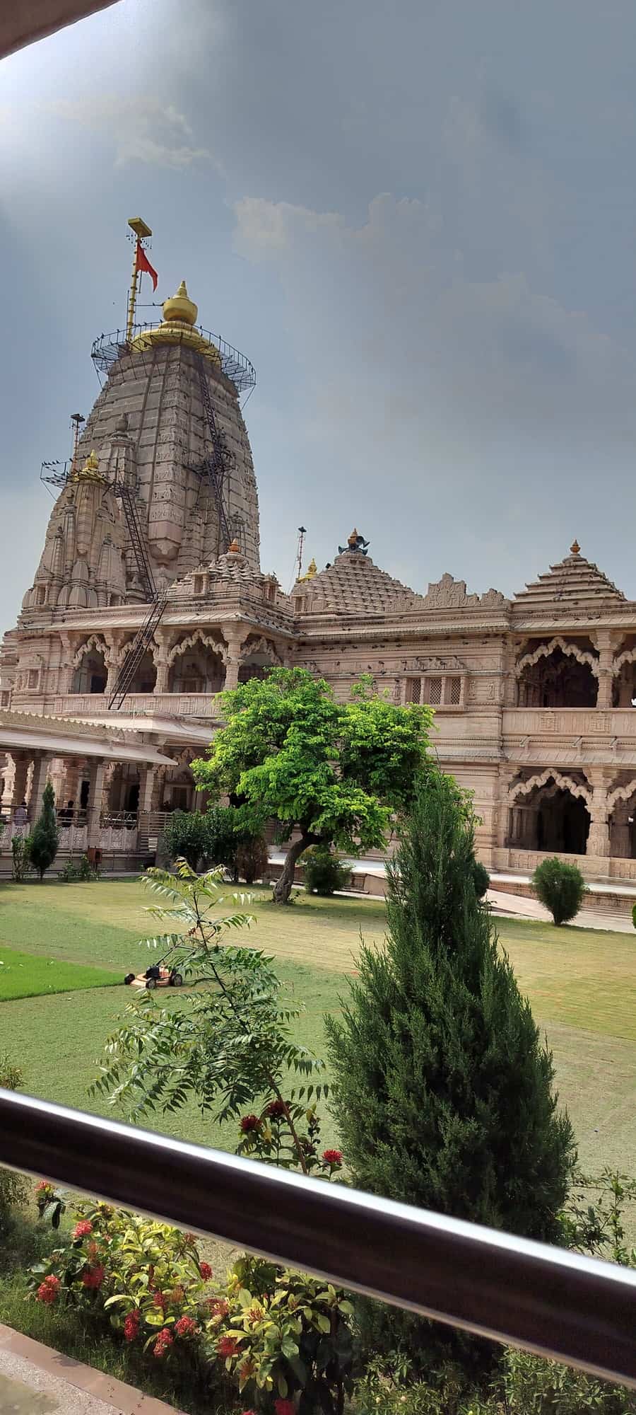 900x2000 Sanwariya Seth Temple in Azad Nagar
