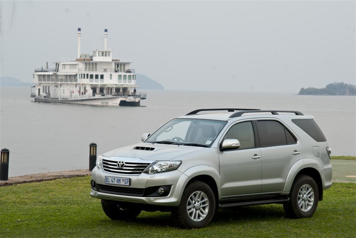 Toyota Fortuner Wallpapers - Top Free Toyota Fortuner Backgrounds
