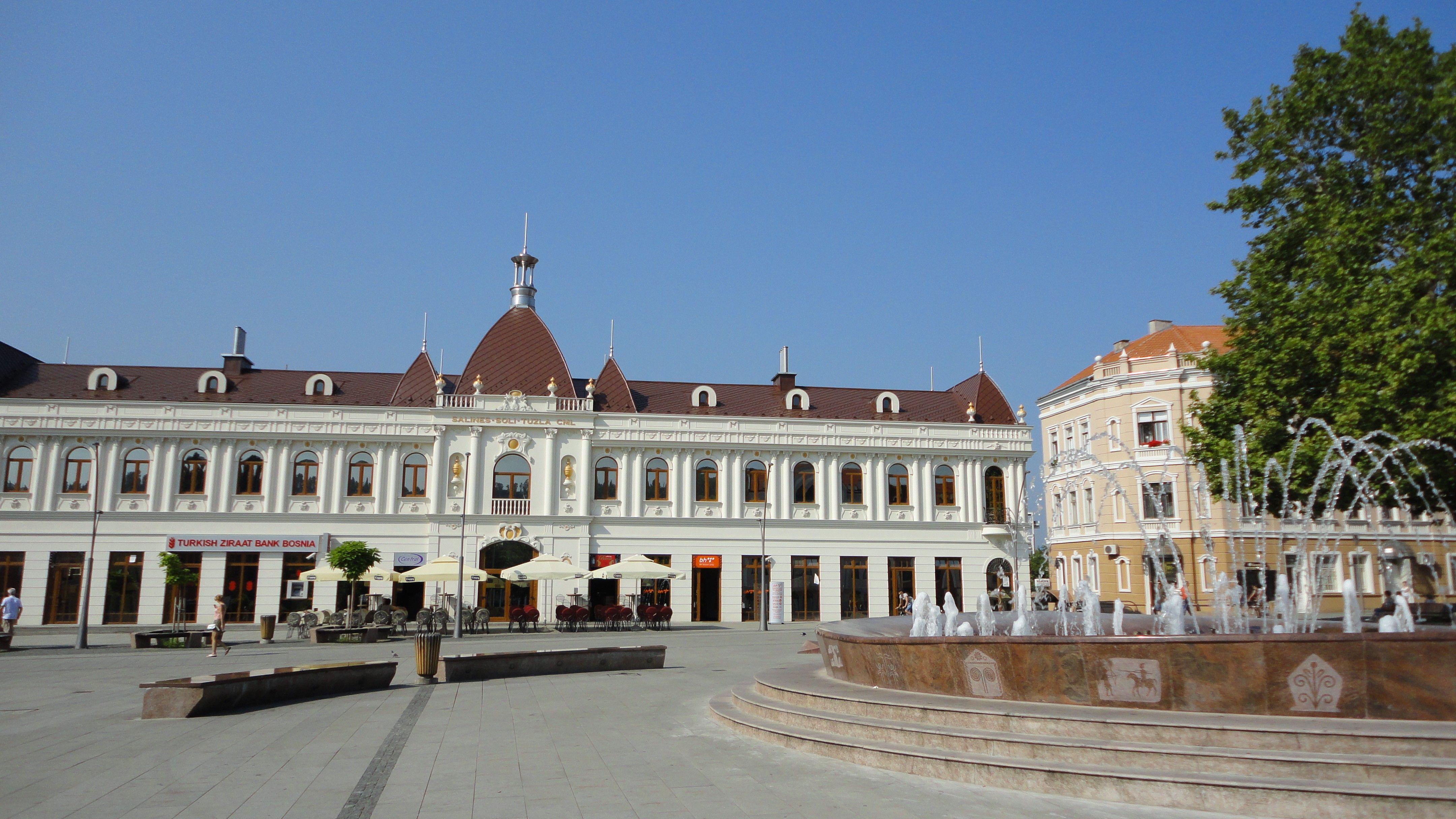 4320x2432 Other: Liberty Square Tuzla Bosnia Baroque Wallpaper for HD 16:9