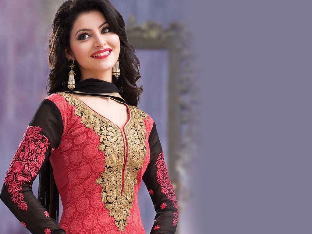 1024x768 Urvashi Rautela HQ Wallpaper. Urvashi Rautela Wallpaper