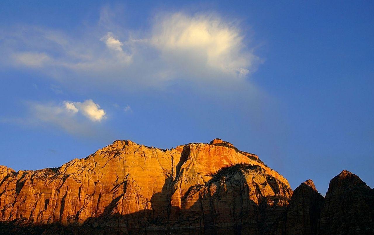1280x804 Sunny Sky & Powerful Mountain wallpaper. Sunny Sky