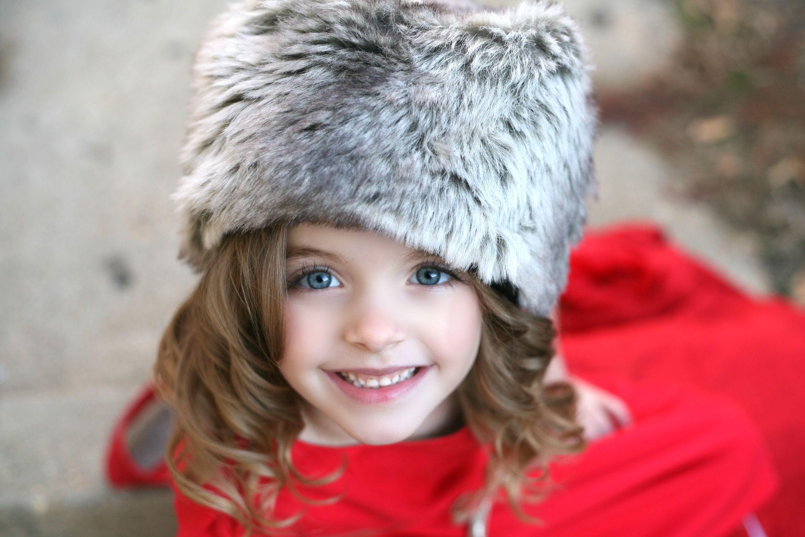 2594x1730 Mckenna Grace HD Wallpaper. Background Imagex1730