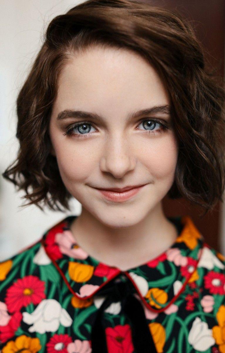 767x1200 Mckenna Grace wallpaper