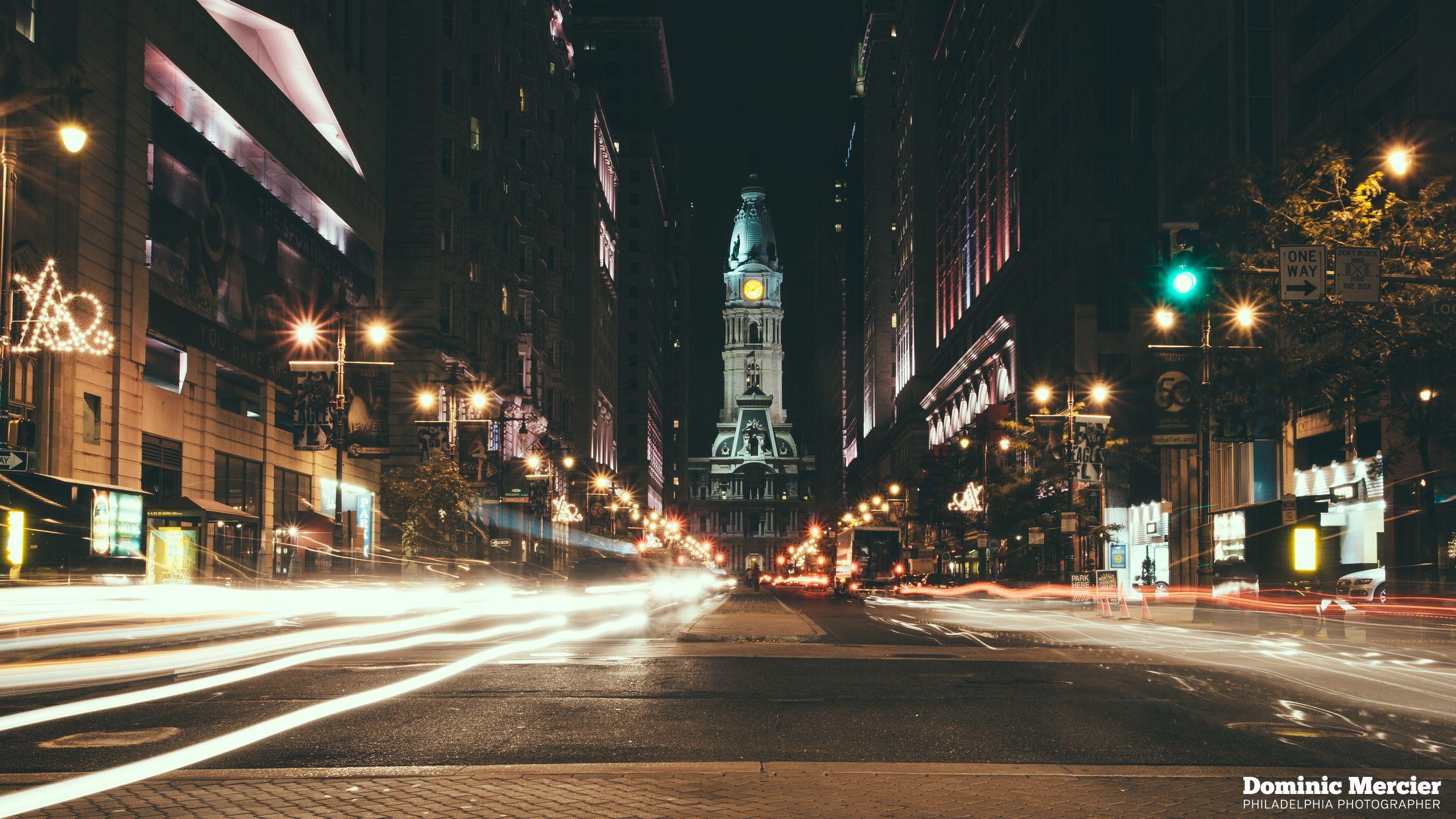 2560x1440 November in Philadelphia Wallpaper