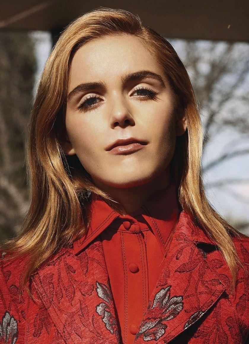 840x1160 Actress, Kiernan Shipka, 840x1160 wallpaper