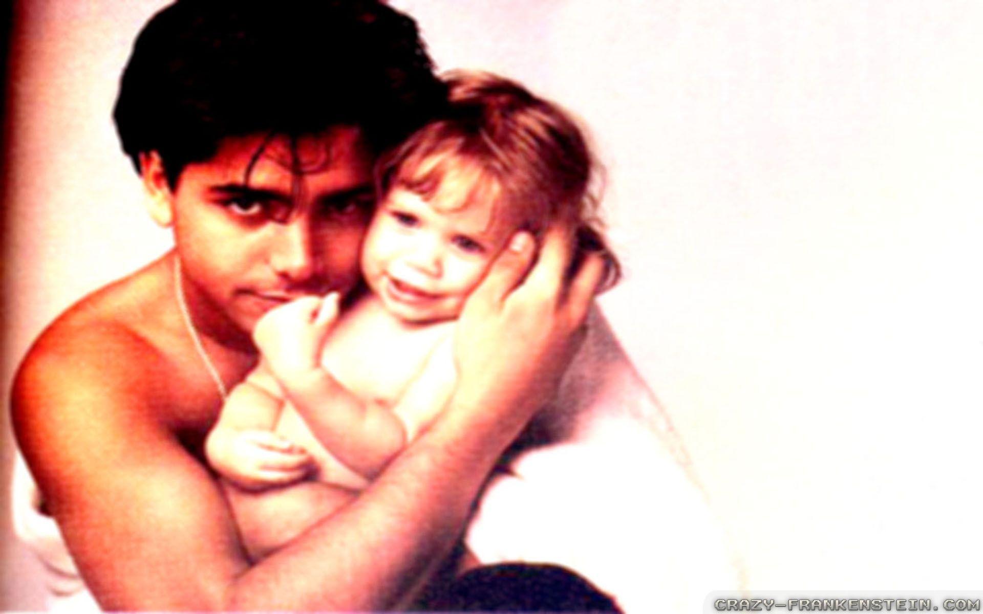 1920x1200 Full House wallpaper