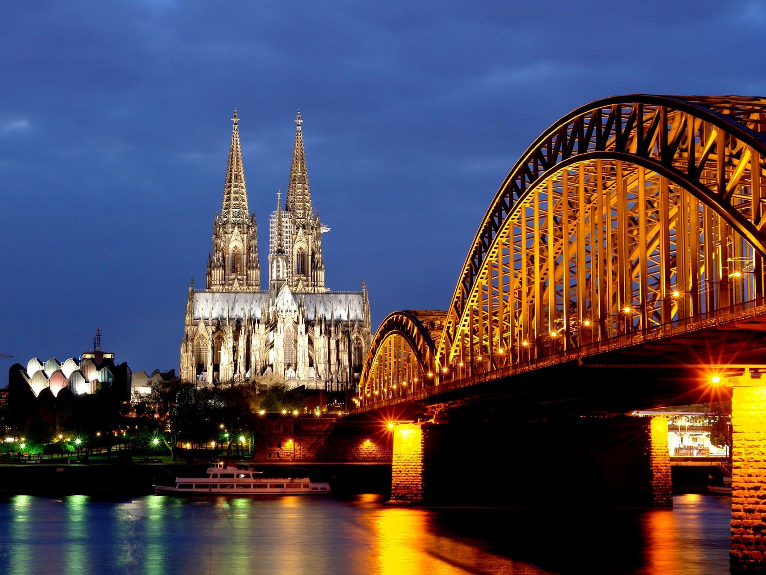 2560x1920 Cologne Cathedral Hohenzollern Bridge Germany wallpaper