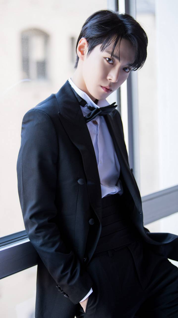719x1280 Doyoung wallpaper