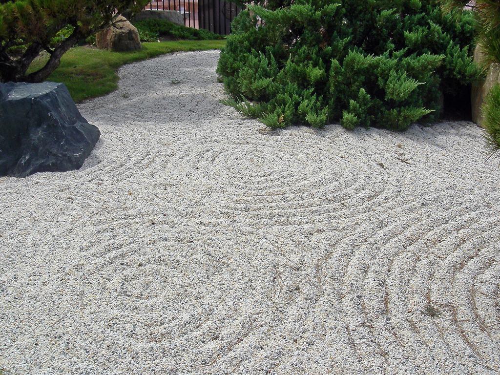 1024x768 Zen garden wallpaper widescreen