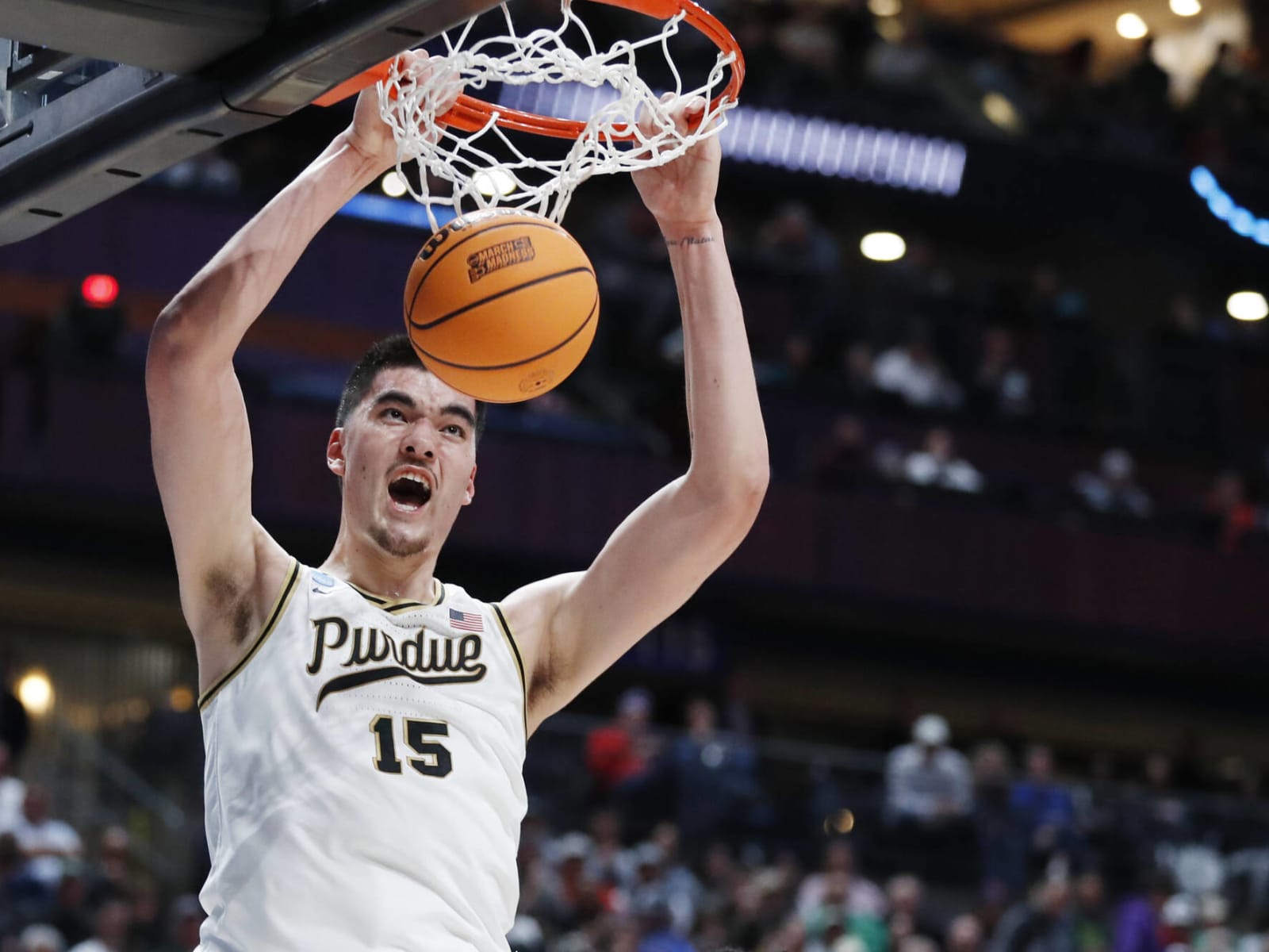 1600x1200 men's college basketball players you