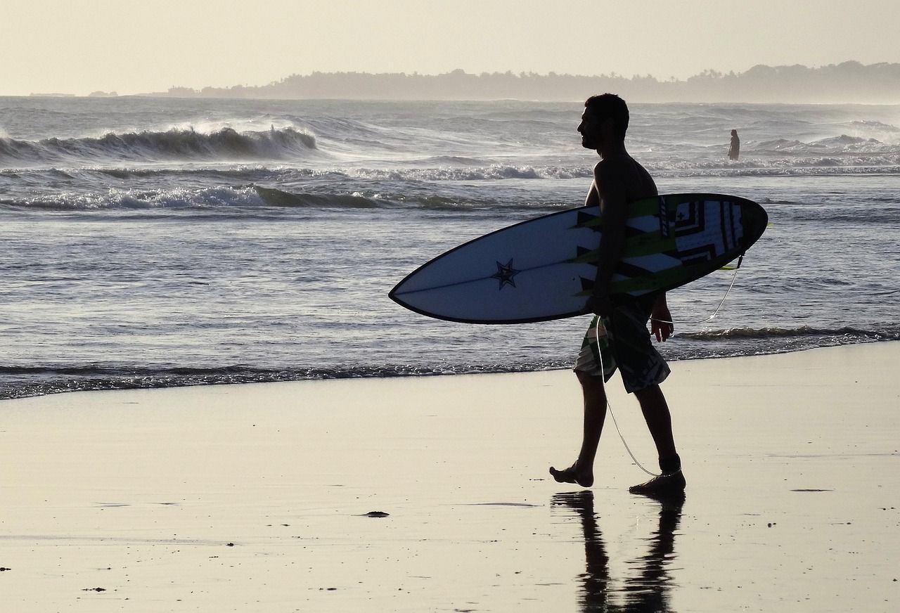1280x872 Surfer Bali Beach