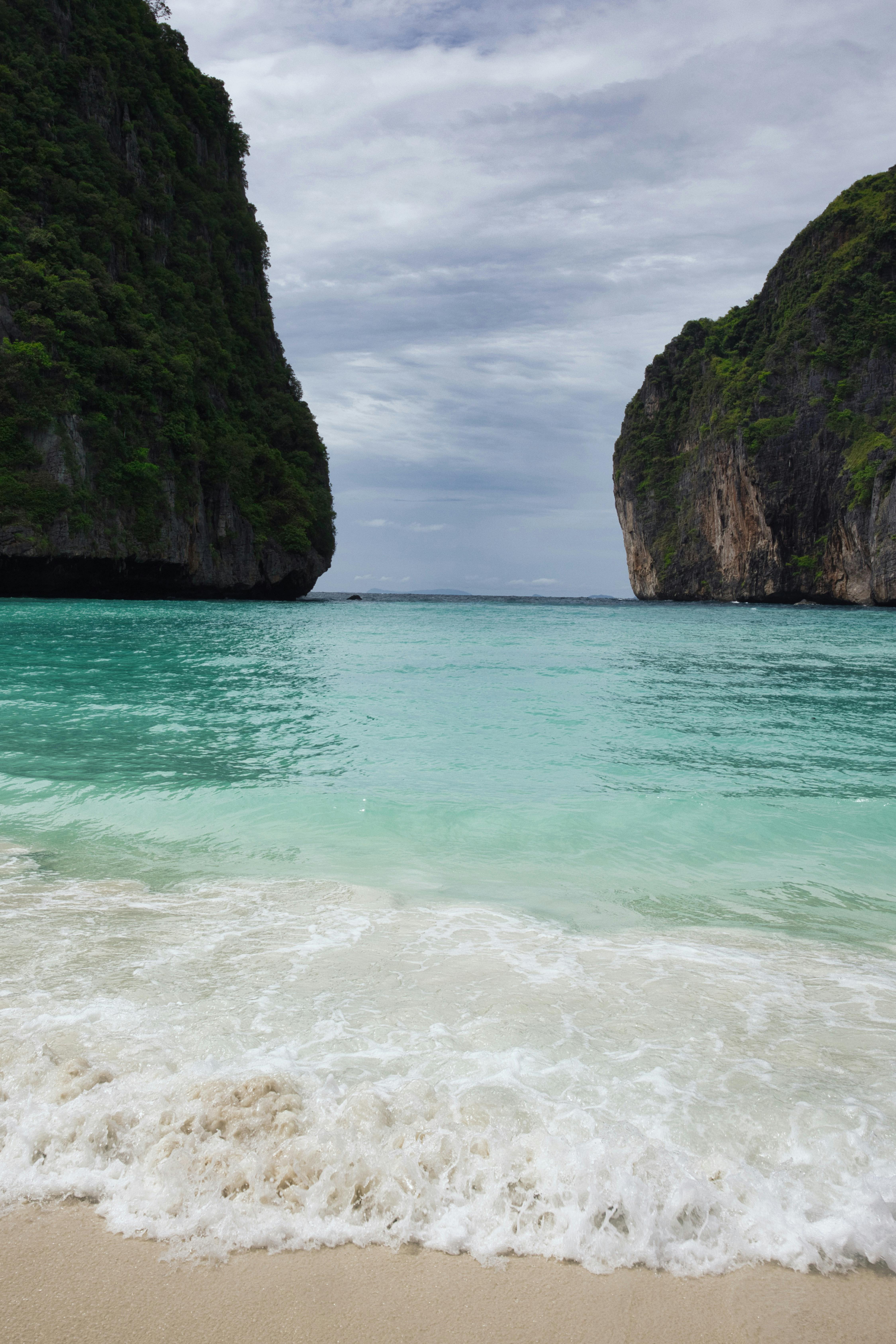 4499x6745 Maya Bay & HD Image