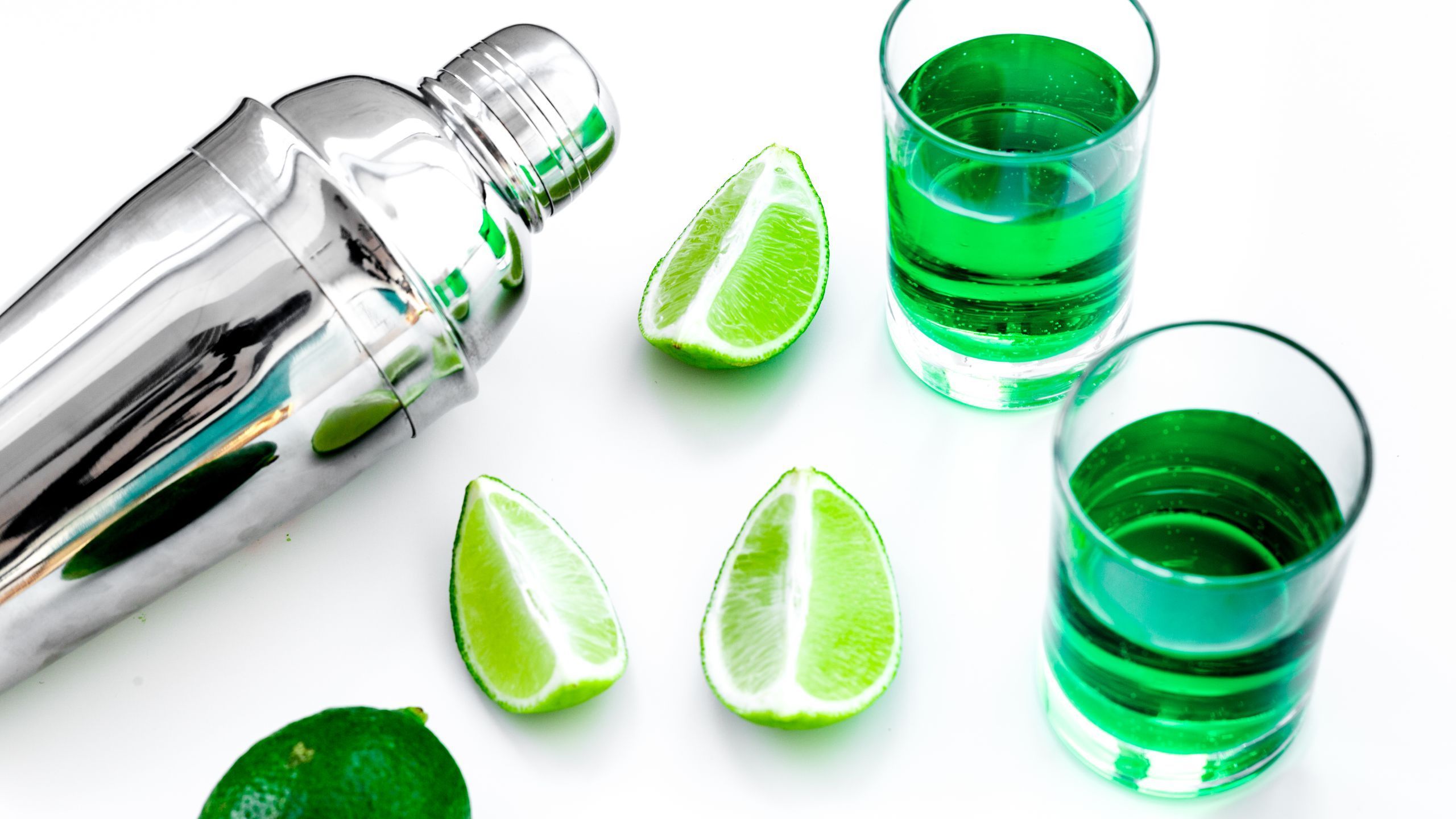 2560x1440 Absinthe Cocktails You Need to Try