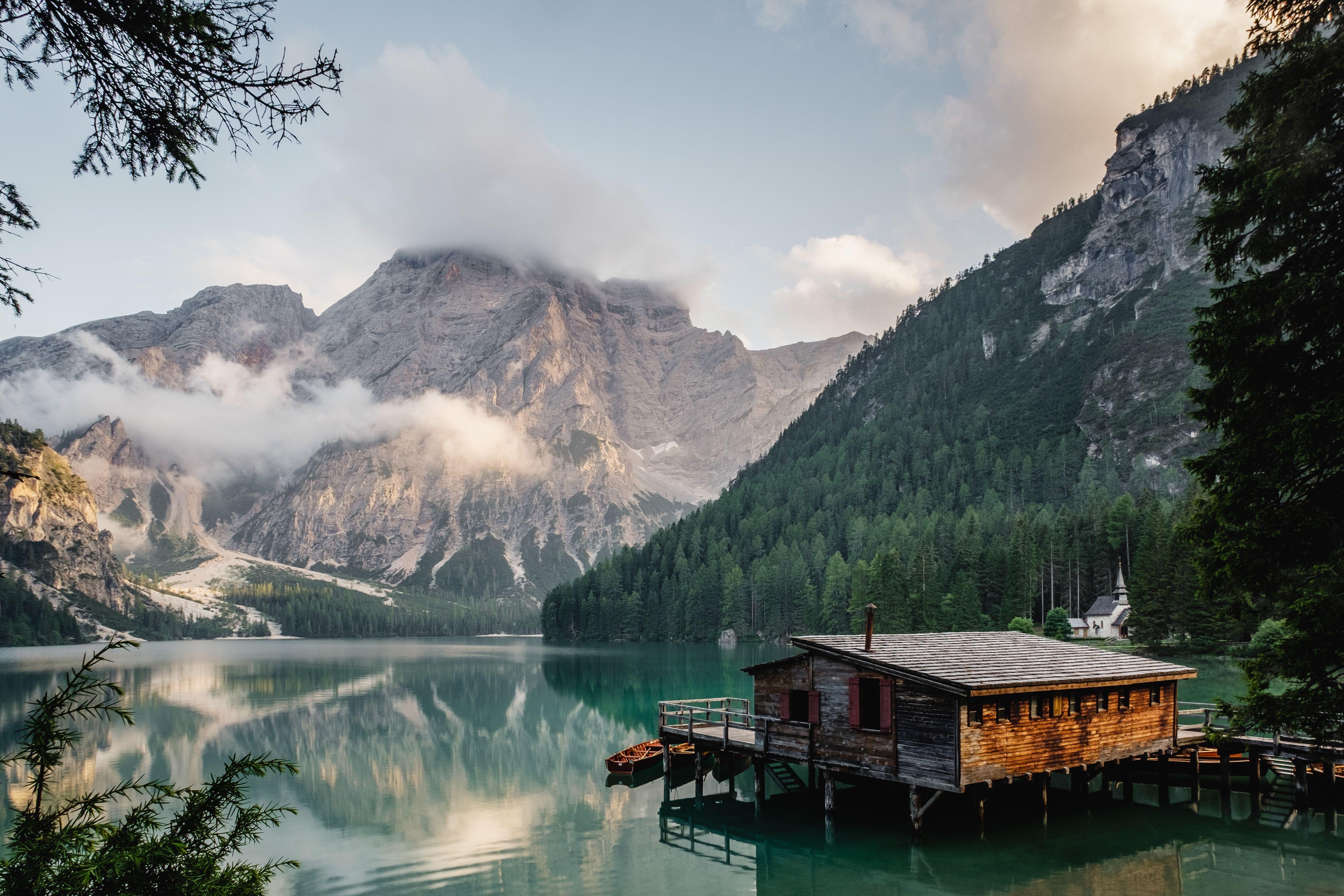 4513x3009 Mountain Lake Wallpaper