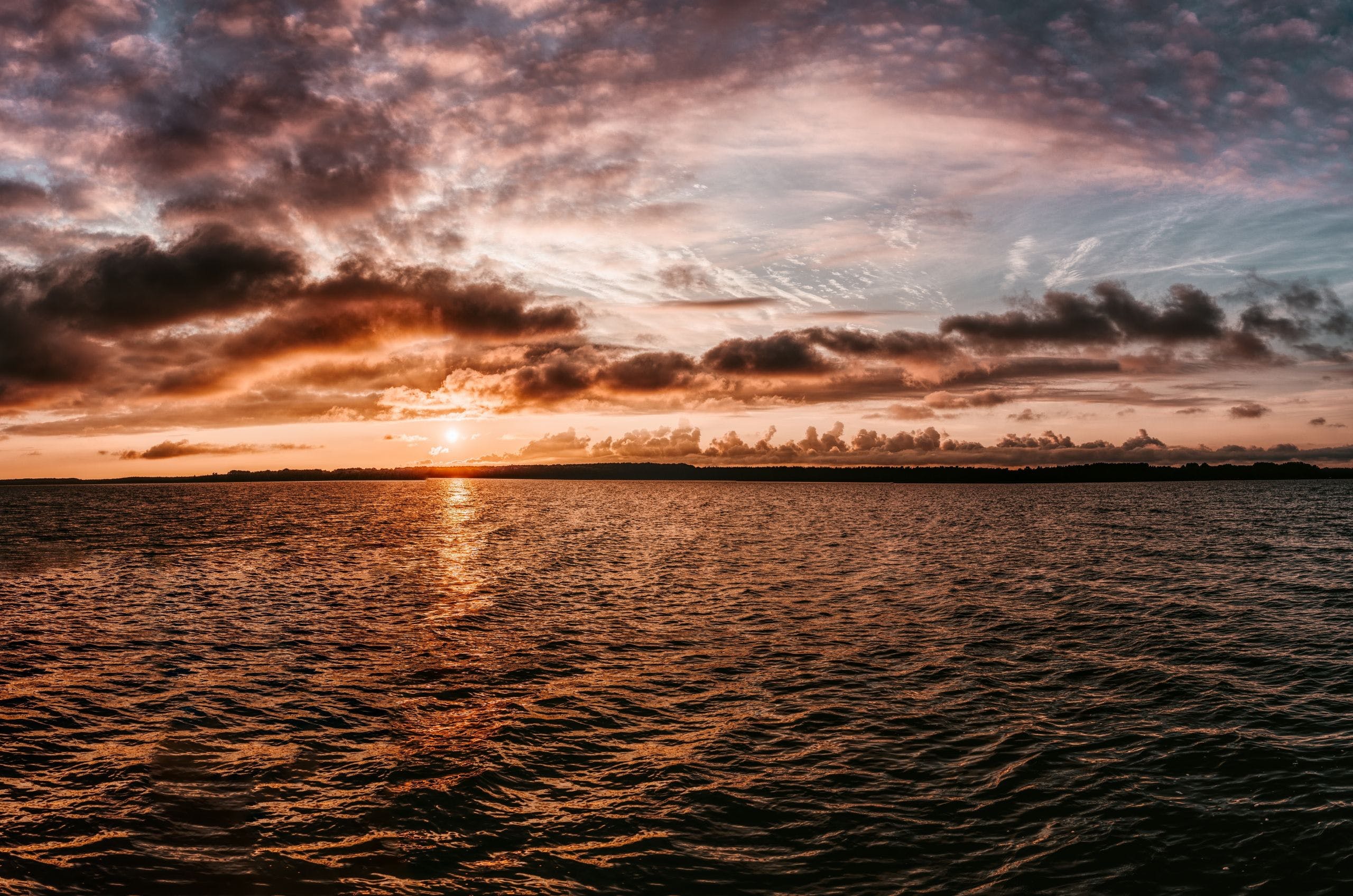 2560x1695 HD Ocean Clouds Sunset Wallpaper