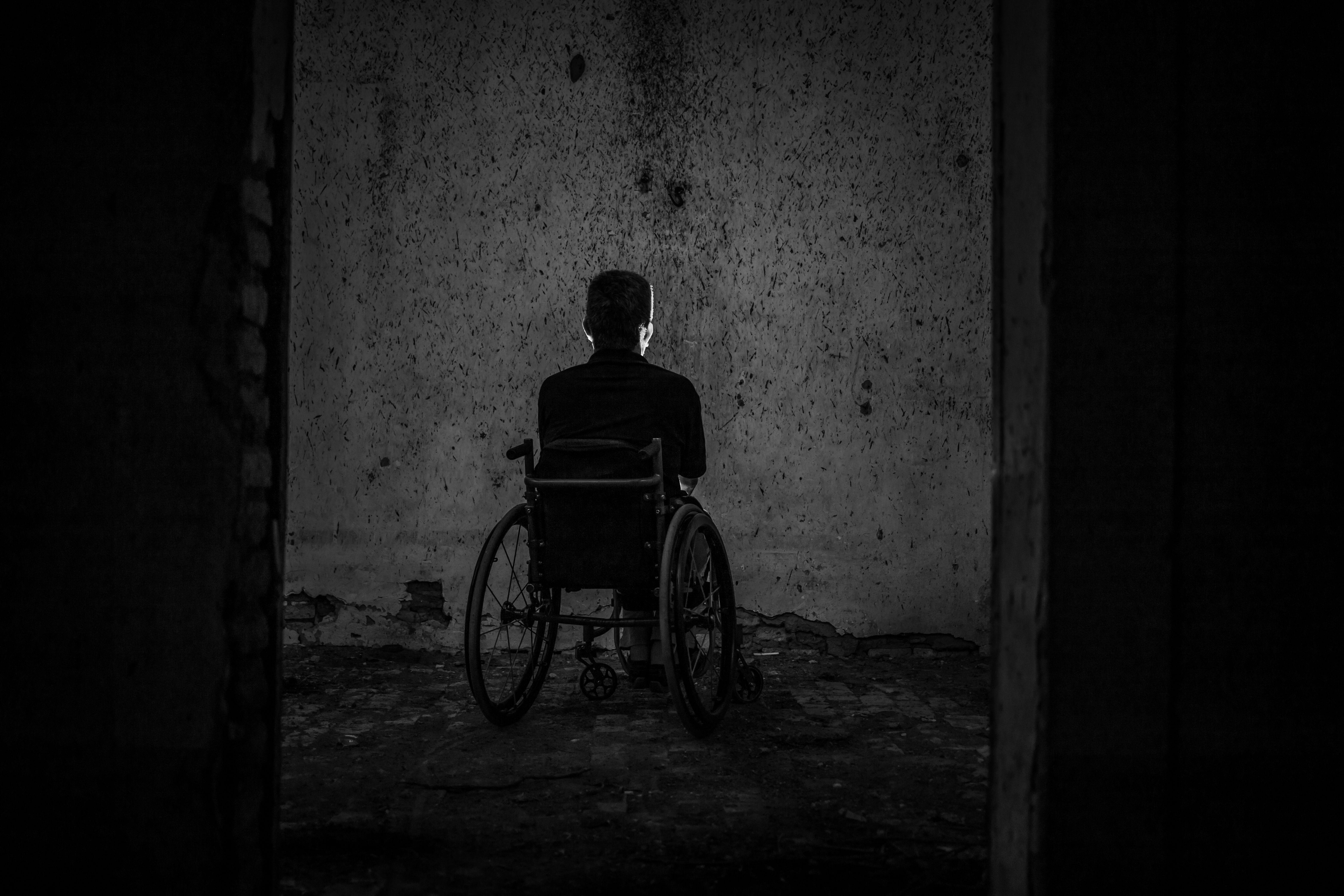 6240x4160 Download 6240x4160 Wheelchair, Old Man, Monochrome, Room