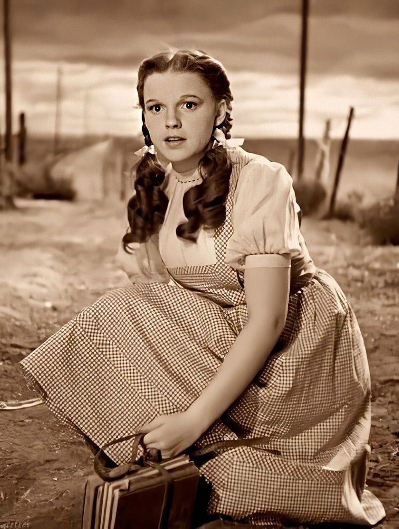 800x1062 HD judy garland wallpaper