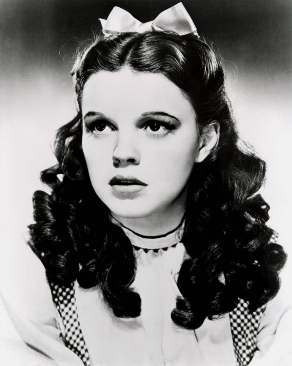 957x1200 Iconic Role As Dorothy Gale
