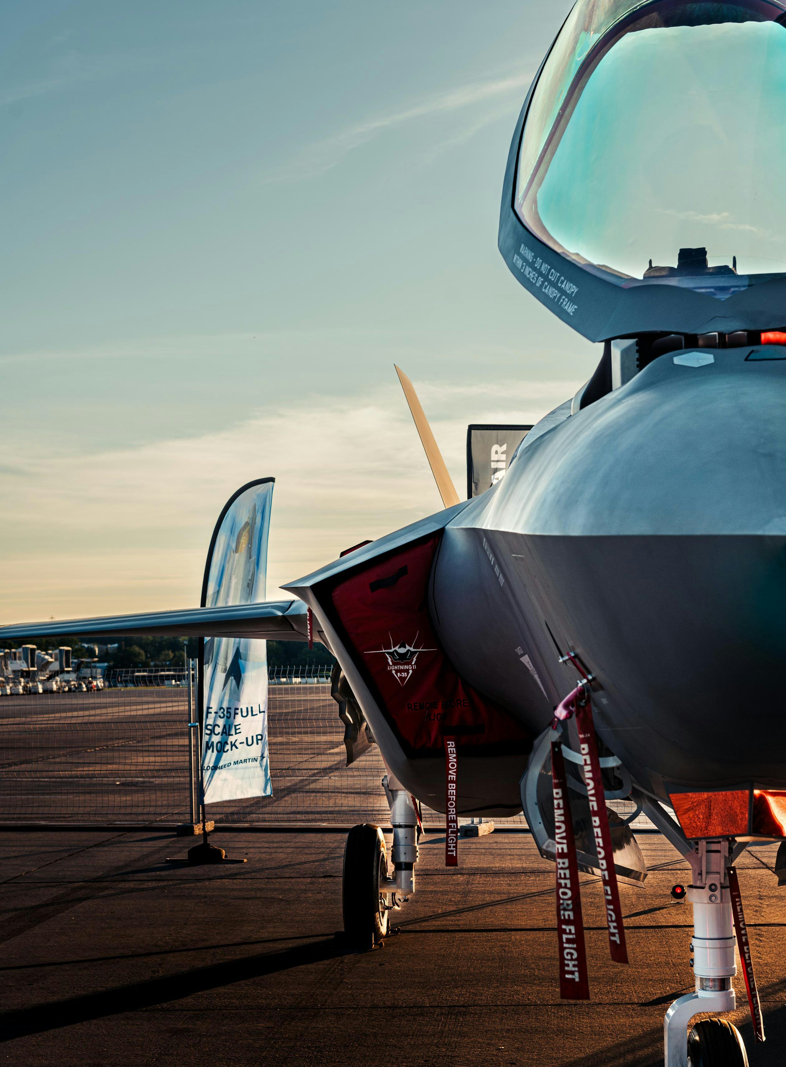 3000x4071 Stealth Bomber Picture. Download Free