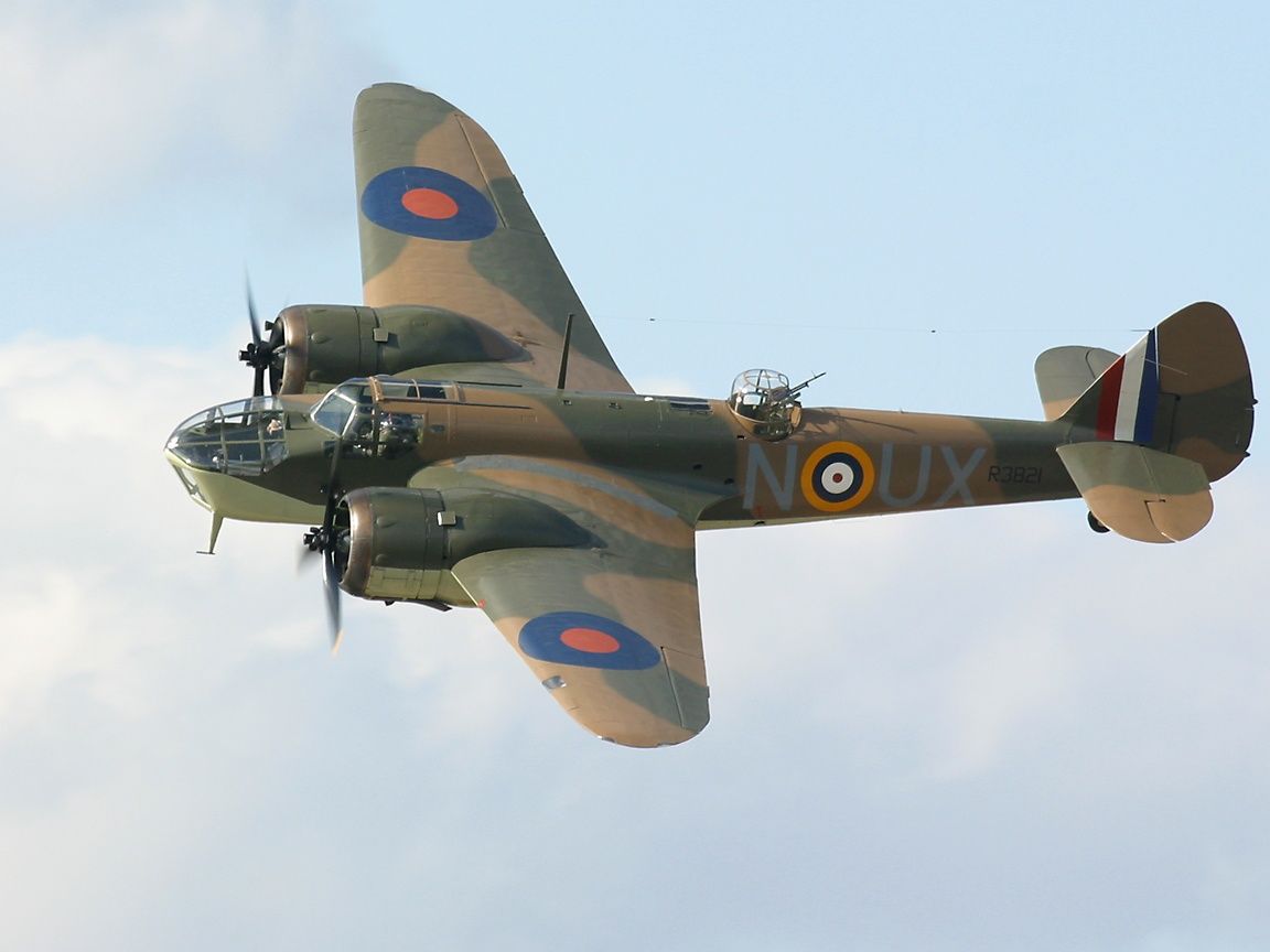 1152x864 Bomber Wallpaper