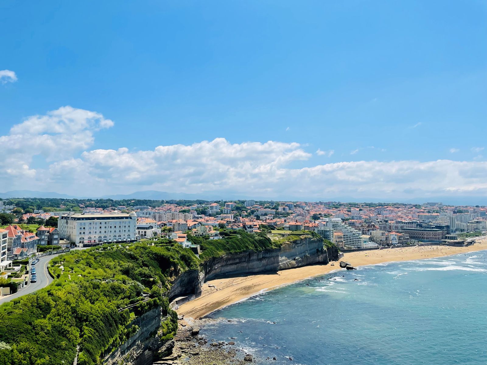 1600x1200 Biarritz and Villages