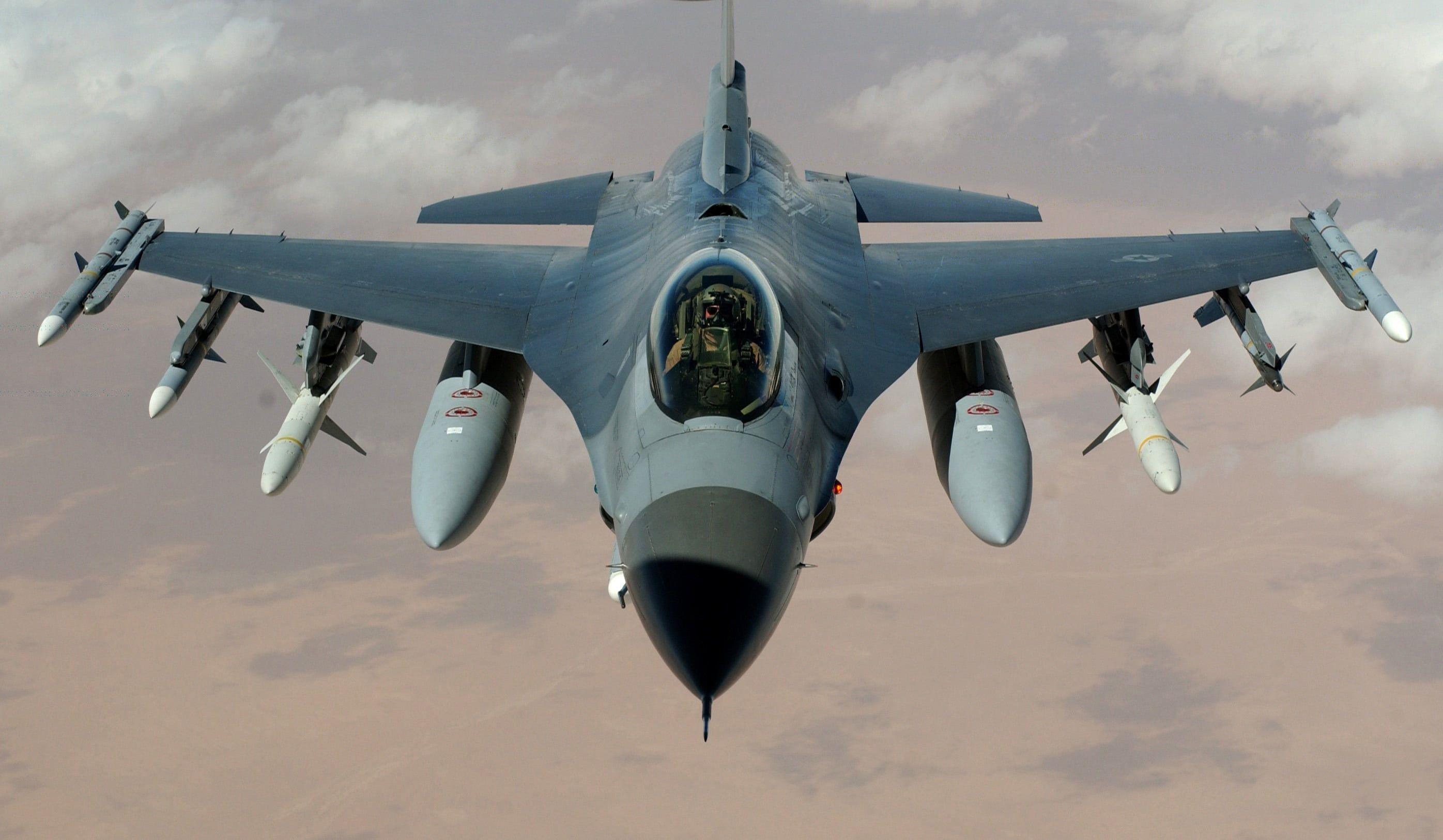 2792x1627 Grey fighter plane areal photography HD wallpaper