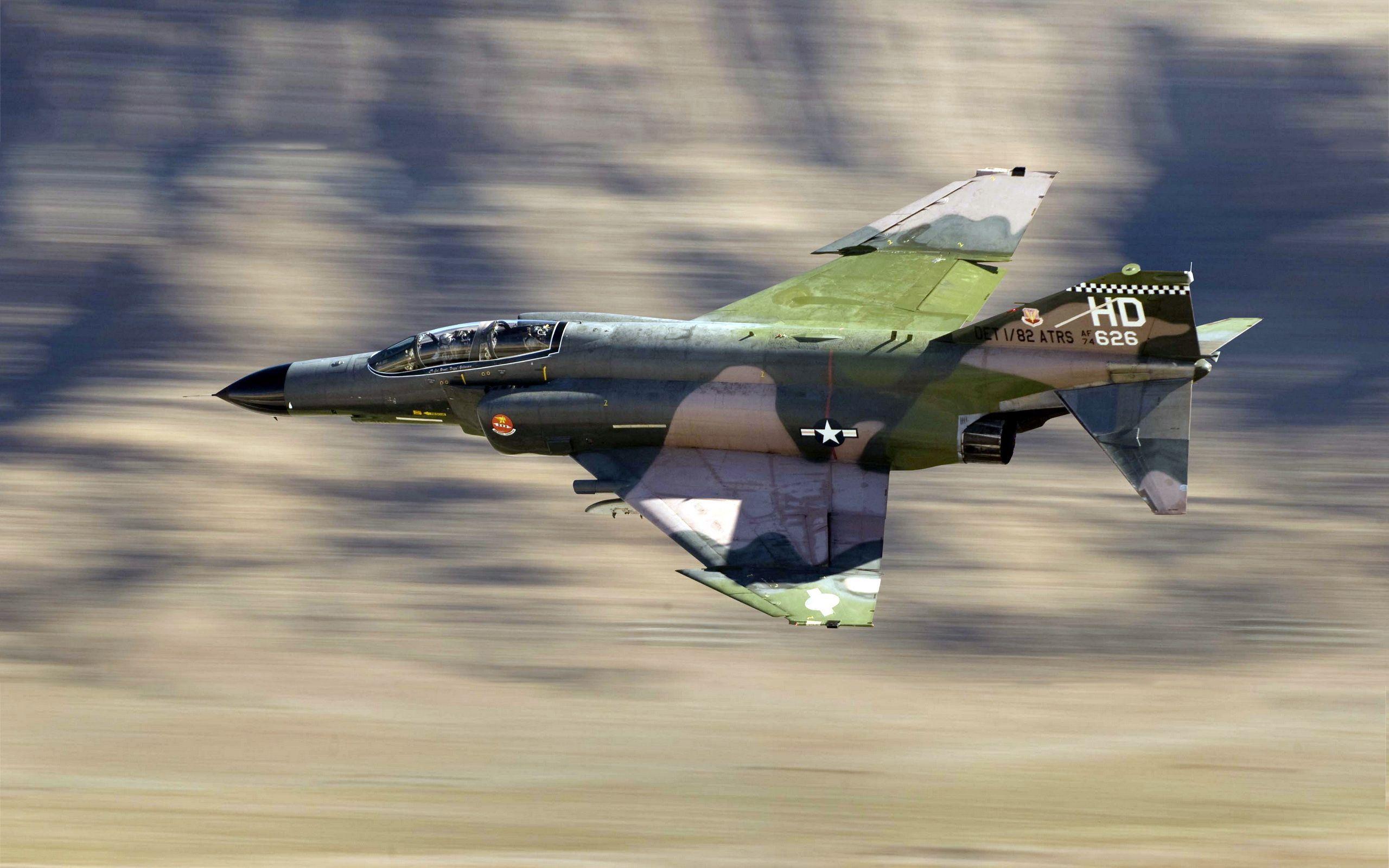 2560x1600 F4 jet fighter