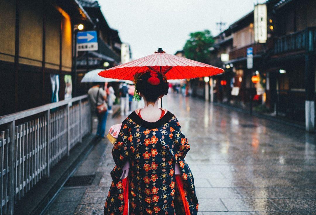 1080x734 Rainy Street Picture. Download Free Image