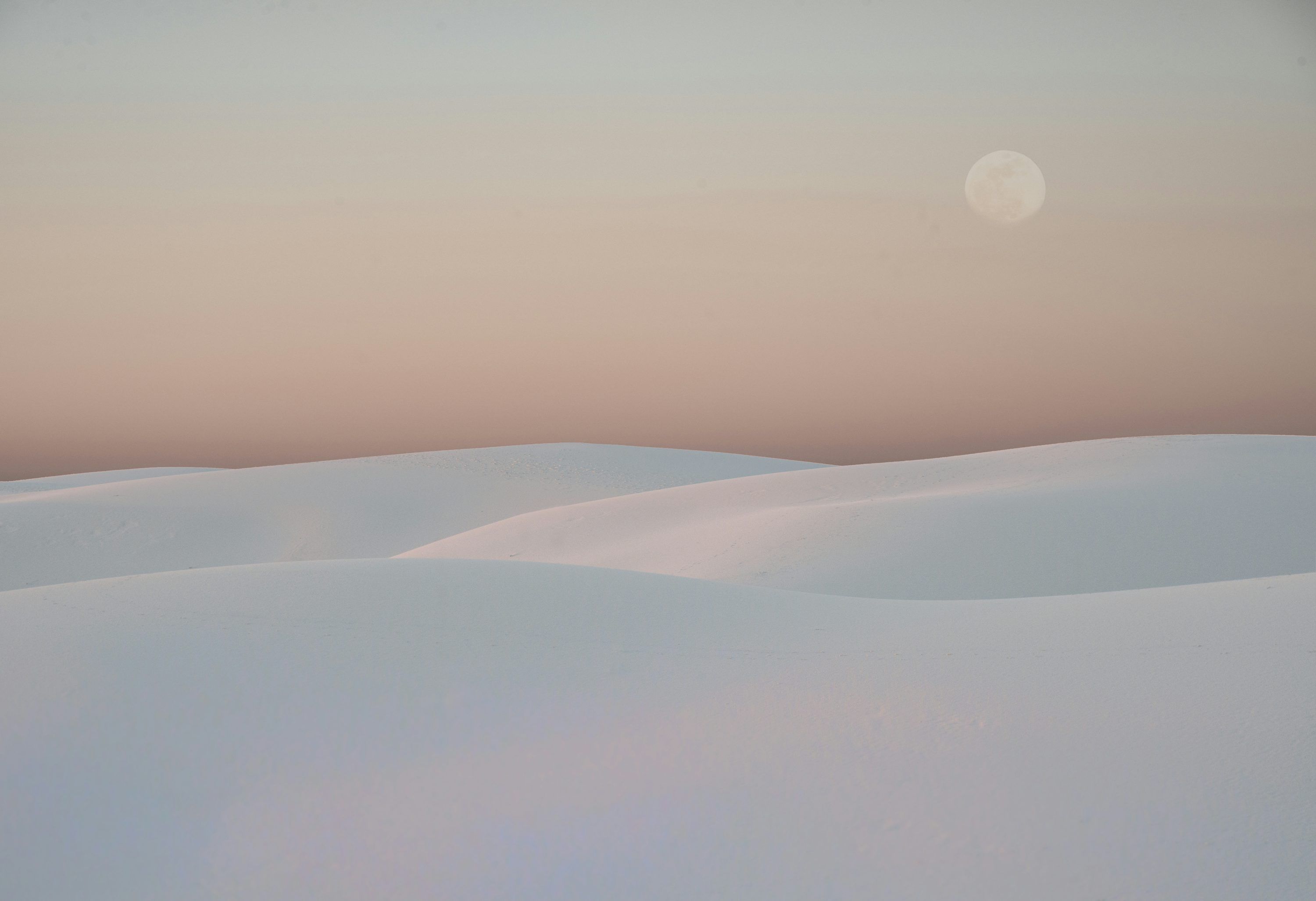3000x2053 White Desert Picture. Download Free