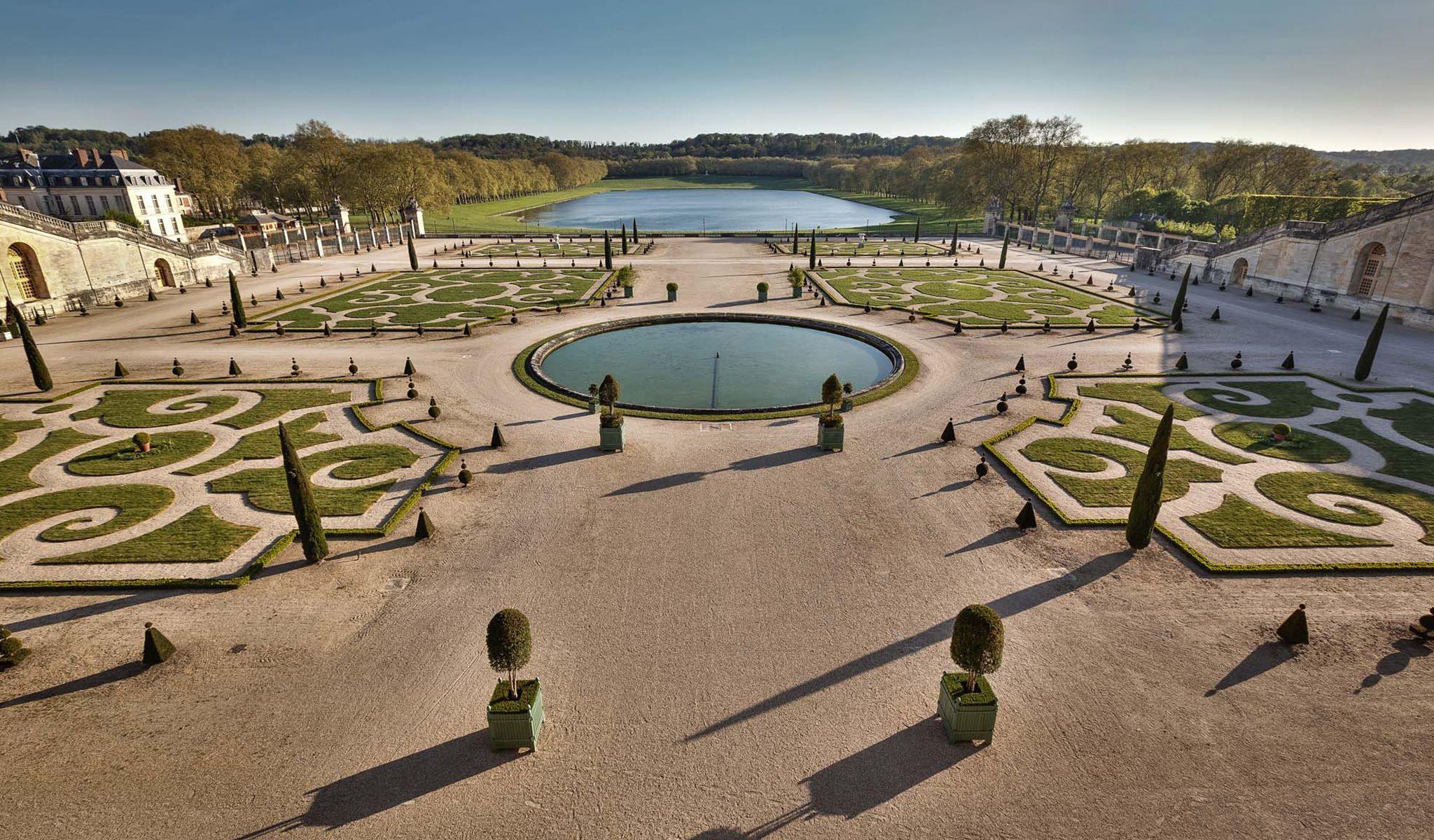 2048x1200 Daily Wallpaper: Versailles. I Like To Waste My Time
