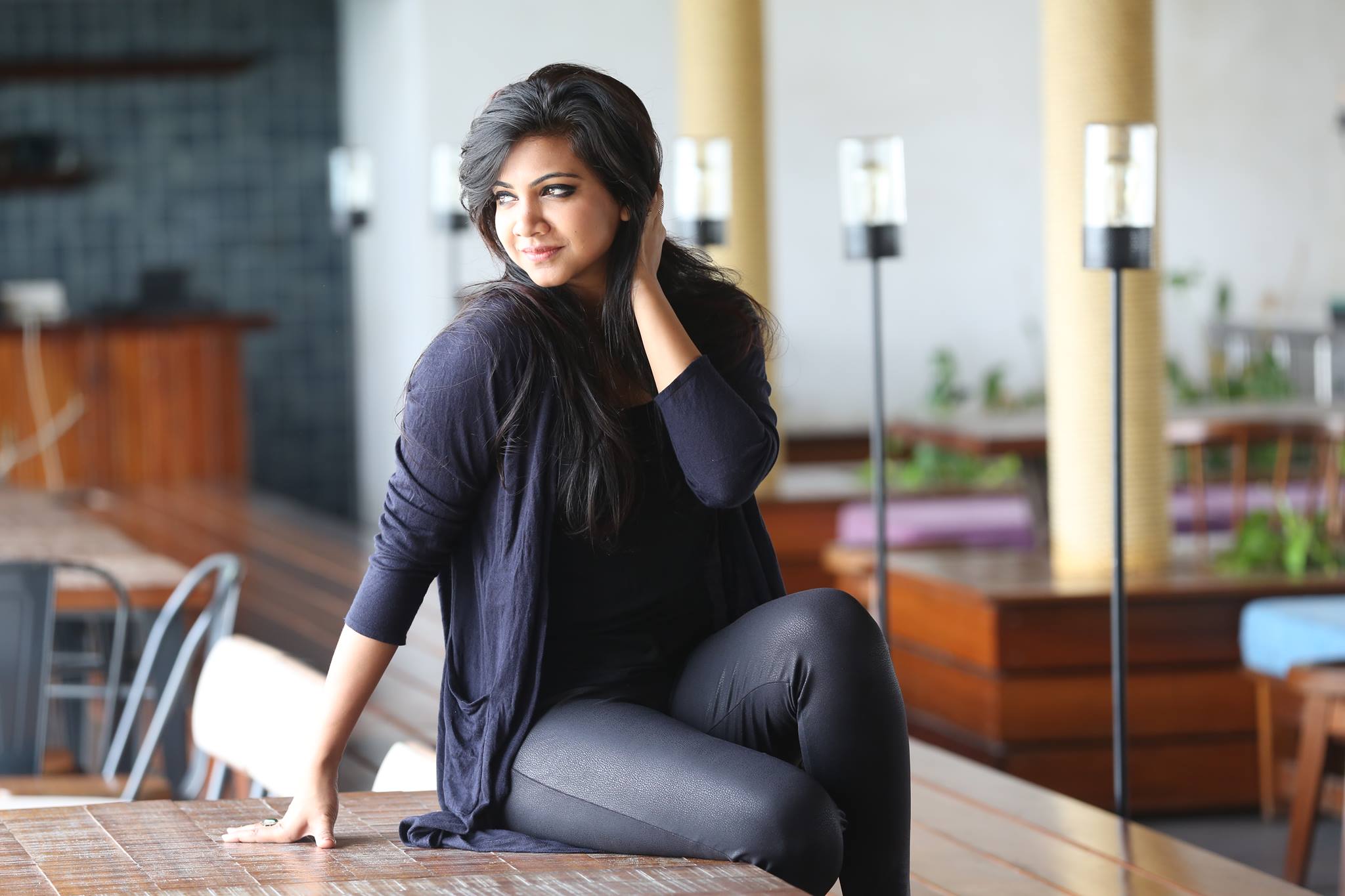 2048x1365 Actress Madonna Sebastian HD Image Sebastian Hot