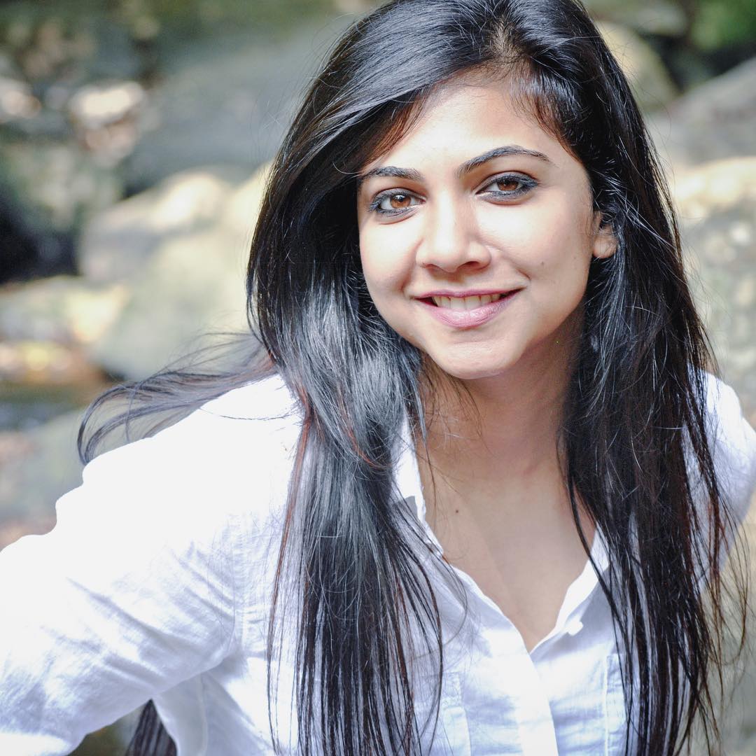 1080x1080 Actress Madonna Sebastian New Image, Photo, Stills 2017