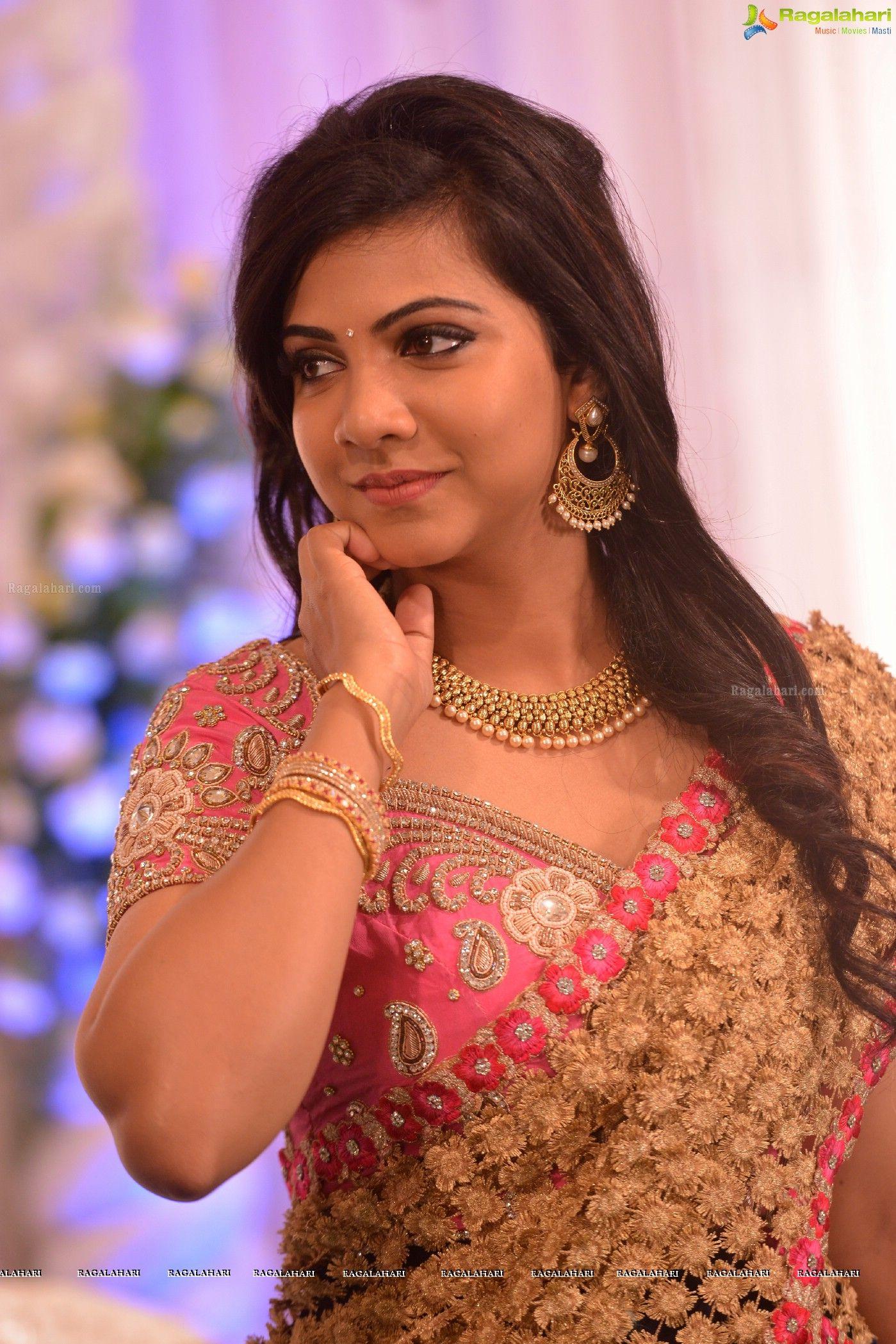 1399x2097 Madonna Sebastian (Posters) Image 22. Telugu Heroines