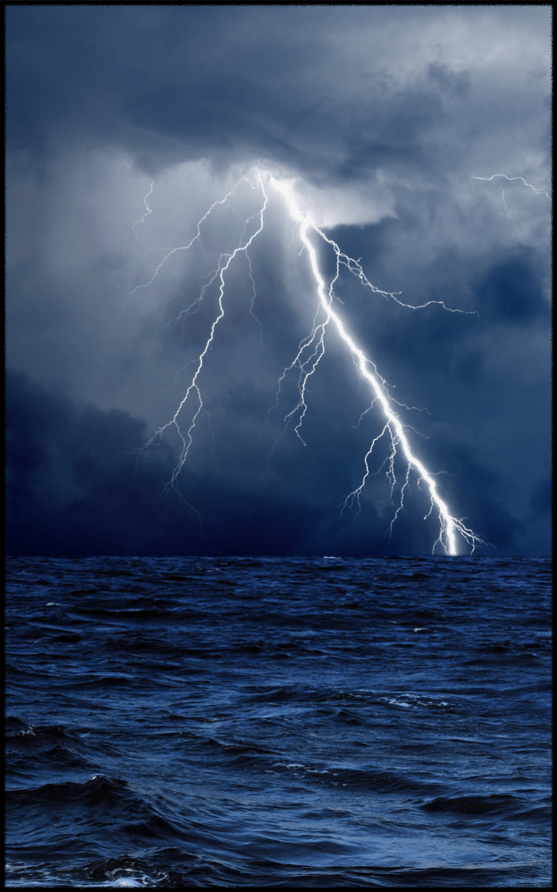 800x1280 Awesome Lightning Thunderstorm Above Sea 4K Mobile Phone
