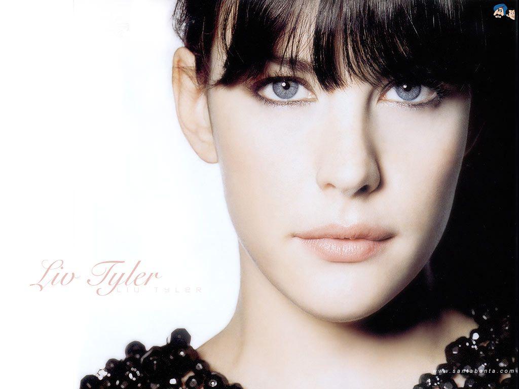 1024x768 HD Wallpaper of Hot Babes, Hollywood Actress I Beautiful