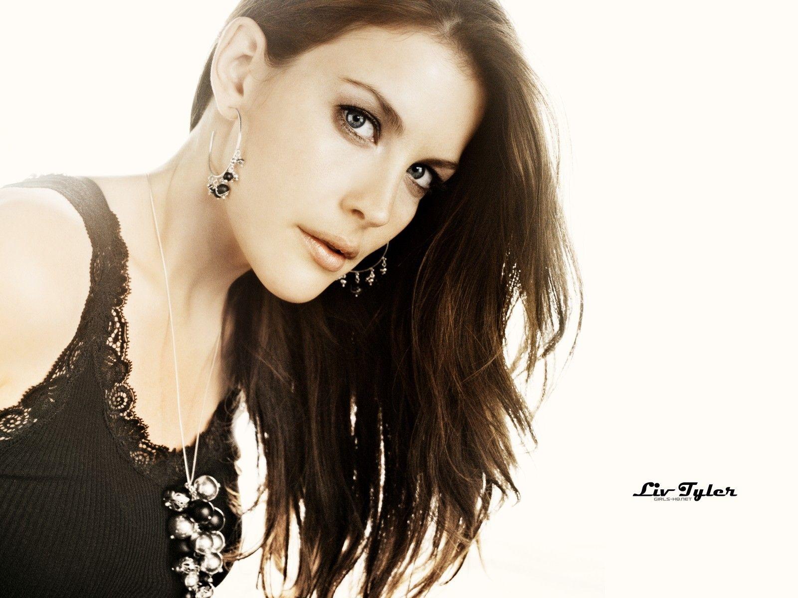 1600x1200 Liv Tyler Wallpaper 11 X 1200