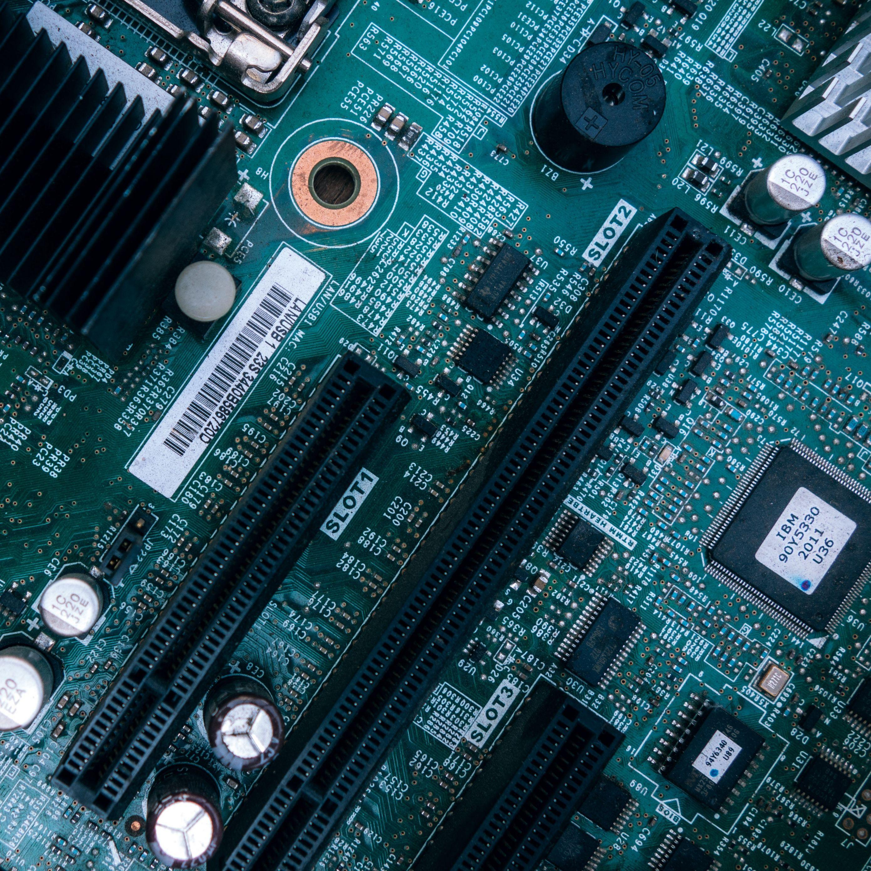 2780x2780 Download wallpaper 2780x2780 motherboard, chipset, chip ipad