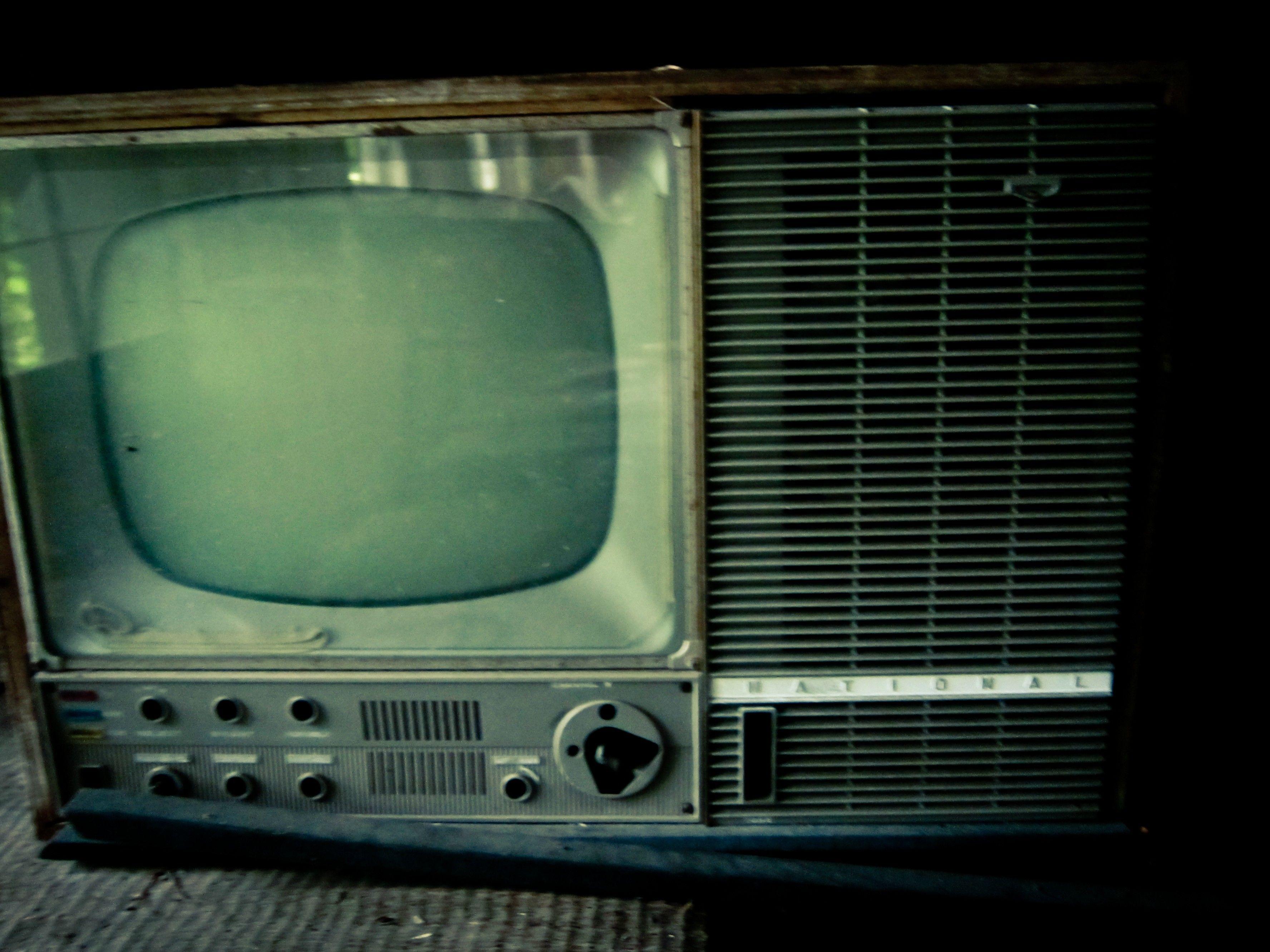 3552x2664 Television Wallpaper 6 X 2664