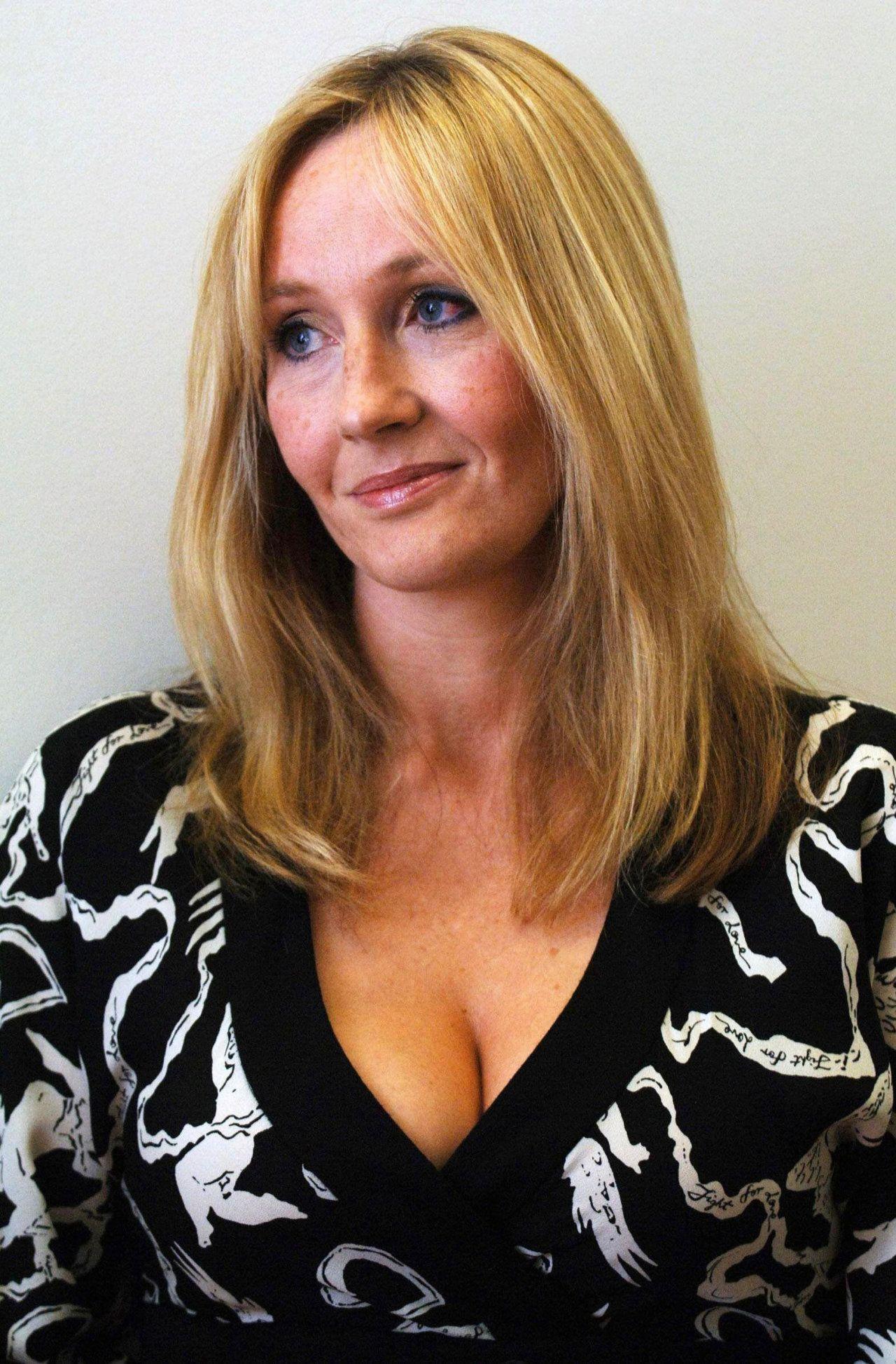 Spectacular Jk Rowling Where Does She Live View in HD Spectacular Jk Rowling Where Does She Live View in HD