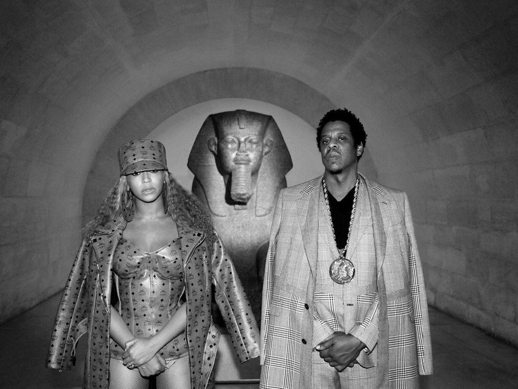 1024x768 Deconstructing the meaning (and brands) in Beyonce and Jay