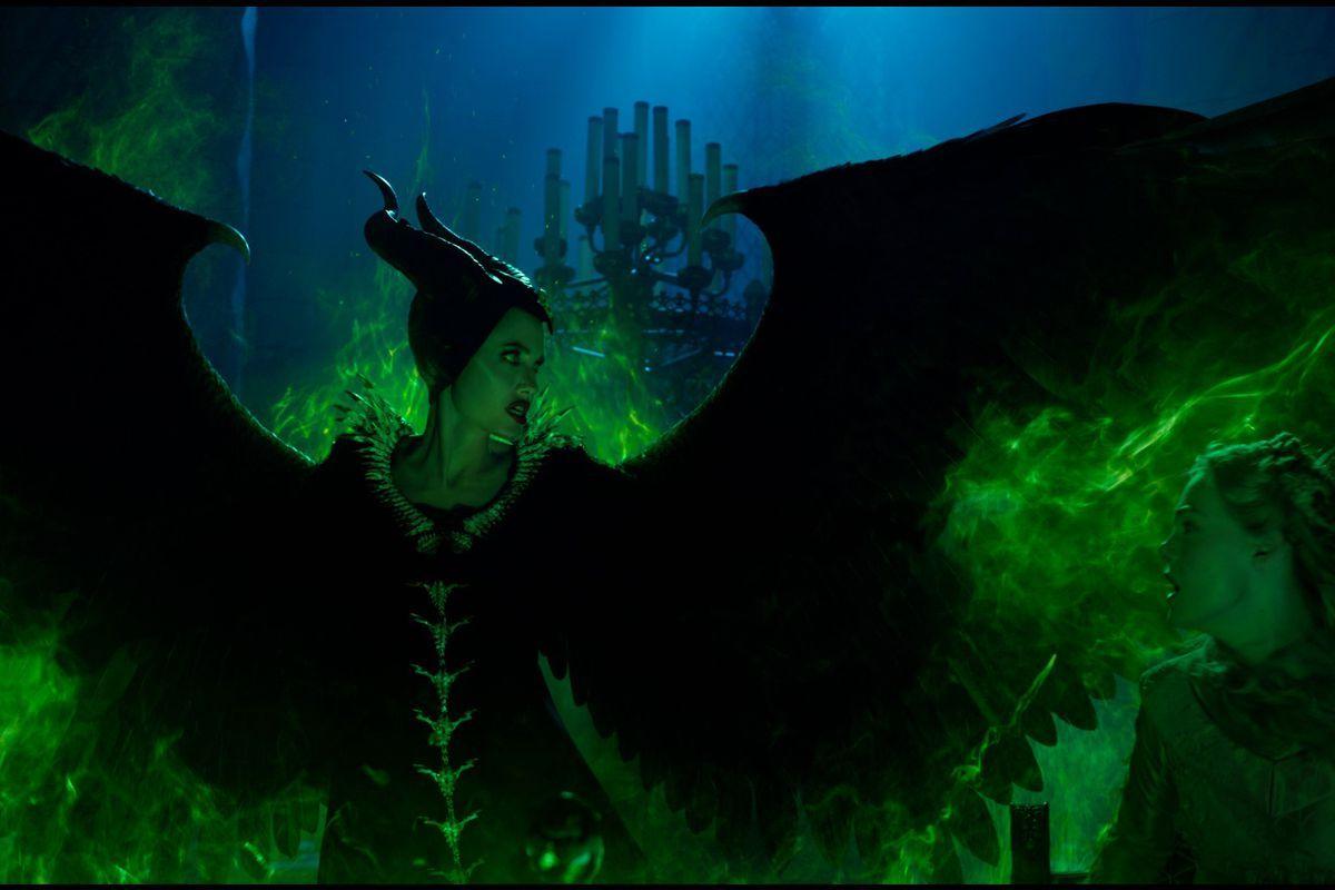1200x800 Maleficent: Mistress of Evil review: a boldly bonkers