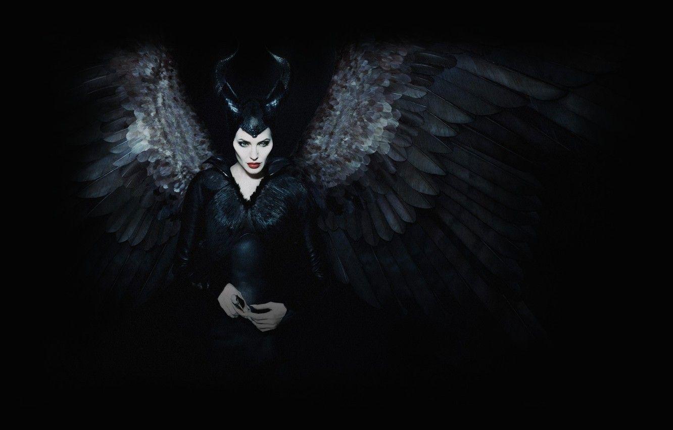1332x850 Wallpaper Angelina Jolie, Pretty, Angelina, Disney, sleeping