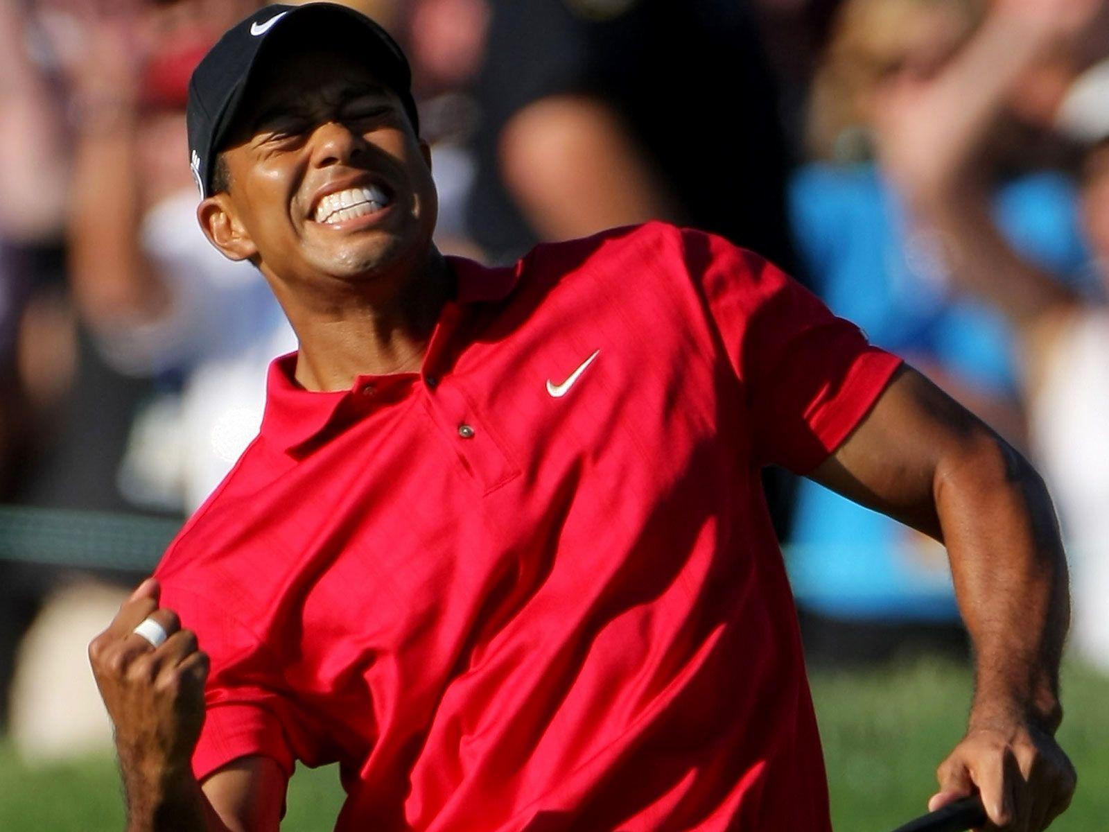 1600x1200 Tiger Woods