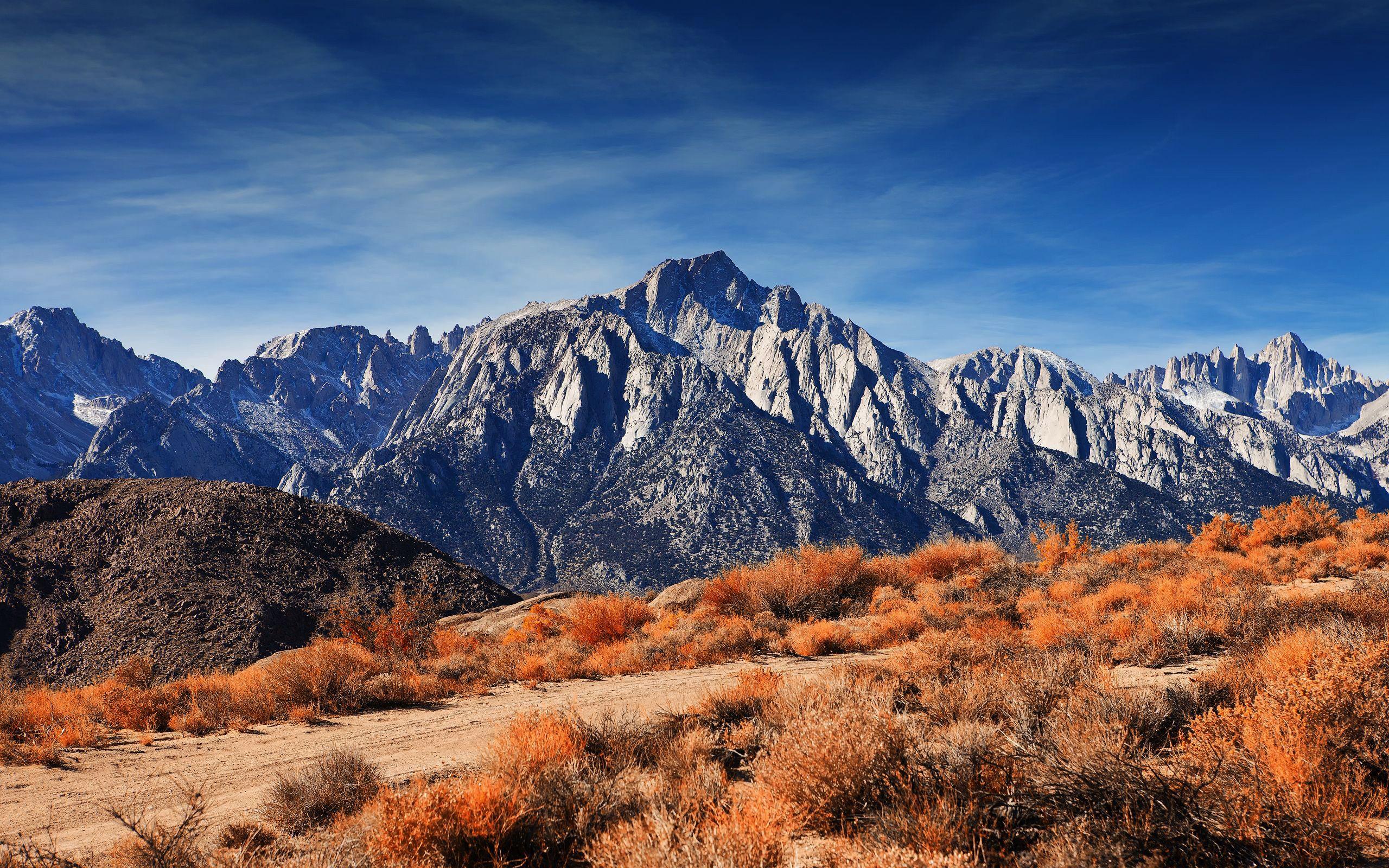2560x1600 Mountain Top Wallpaper