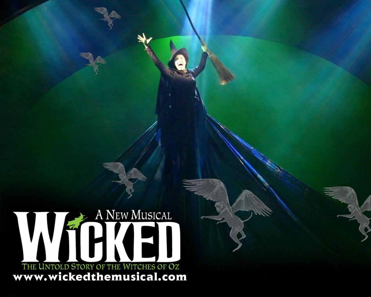 Wicked мюзикл. Мюзикл злая ведьма. Idina Menzel Elphaba. Ведьма Эльфаба.