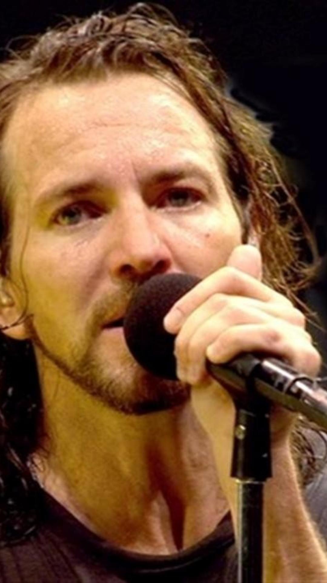 Eddie Vedder Wallpapers - Top Free Eddie Vedder Backgrounds