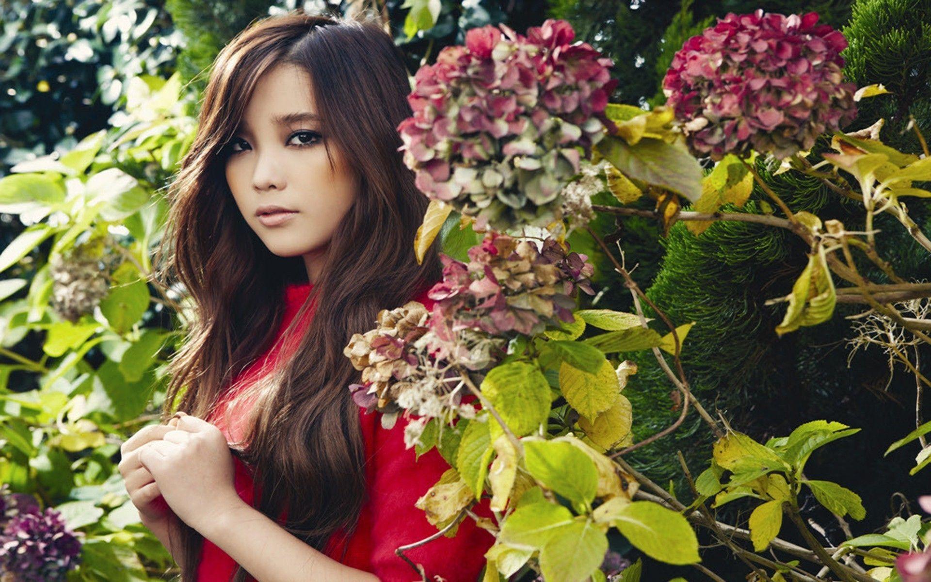 1920x1200 Lee Ji Eun Wallpaper. Kim So Eun