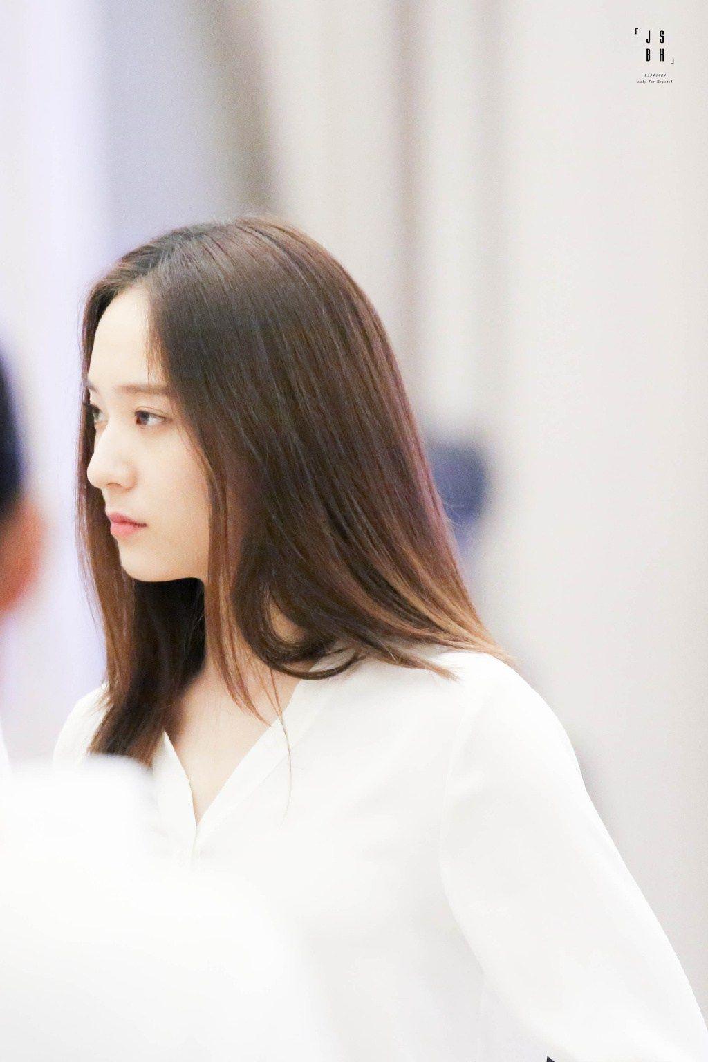 1024x1536 Krystal Jung Android IPhone Wallpaper