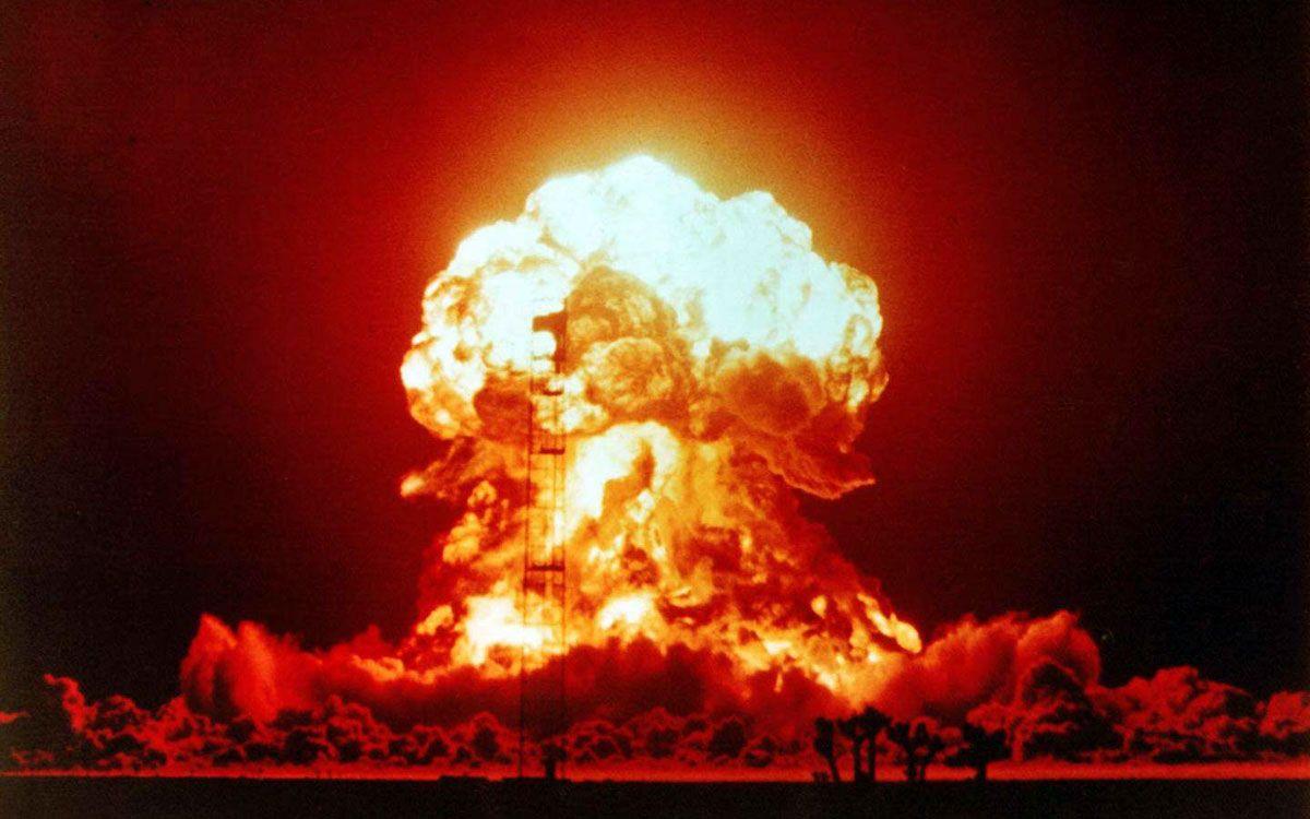 1200x750 Incredible Photo of Nuclear Explosions