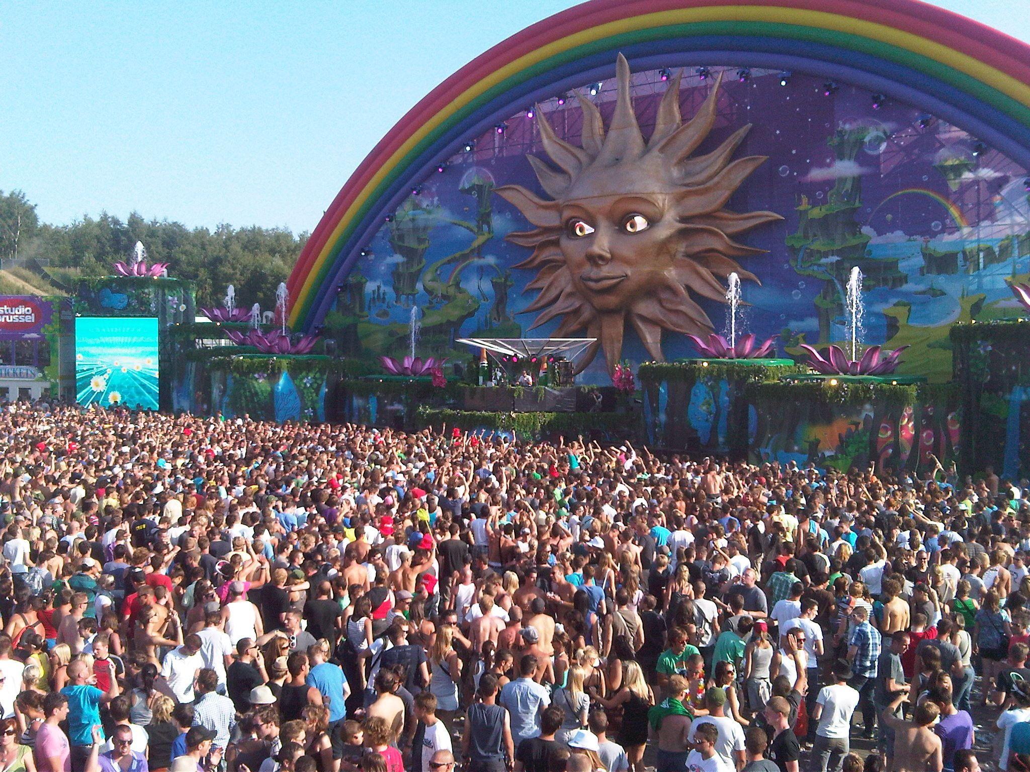 2048x1536 Tomorrowland 2018 Laser Show HD Wallpaper